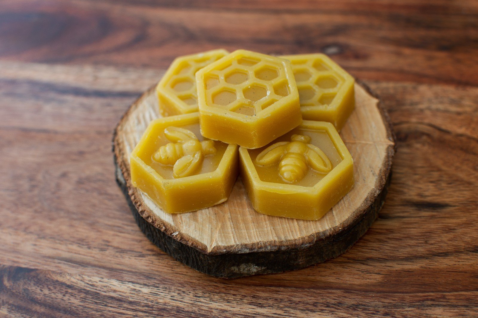 Beeswax melt in hexagon shape