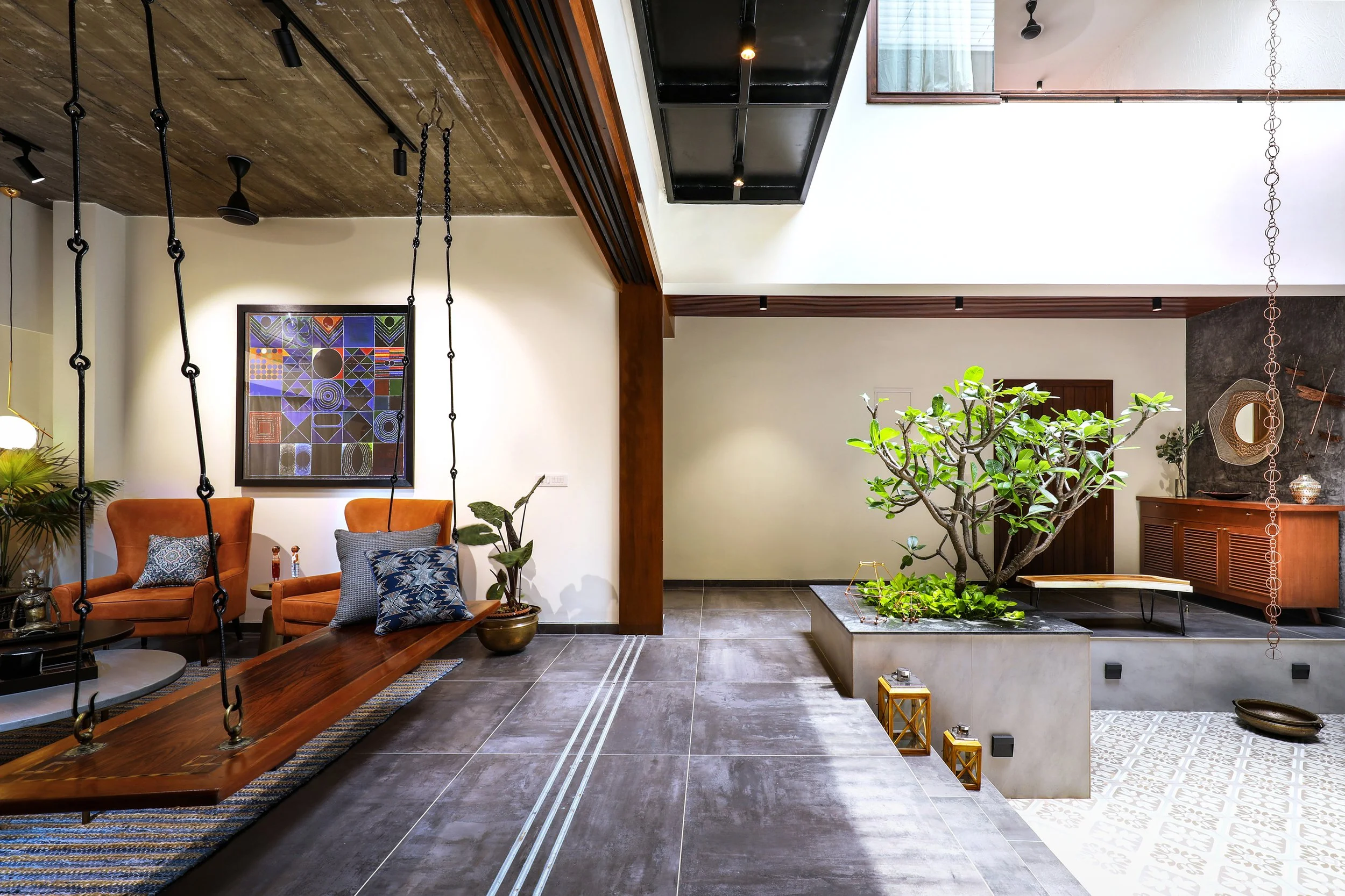 03 Courtyard 3.jpg