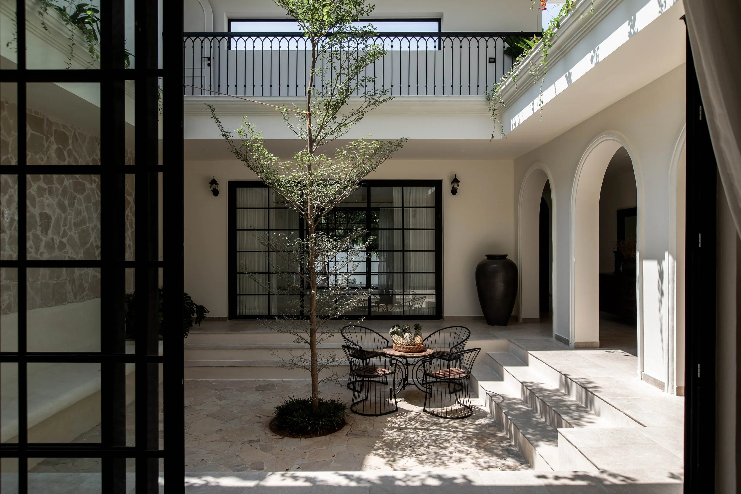 11 Courtyard.jpg