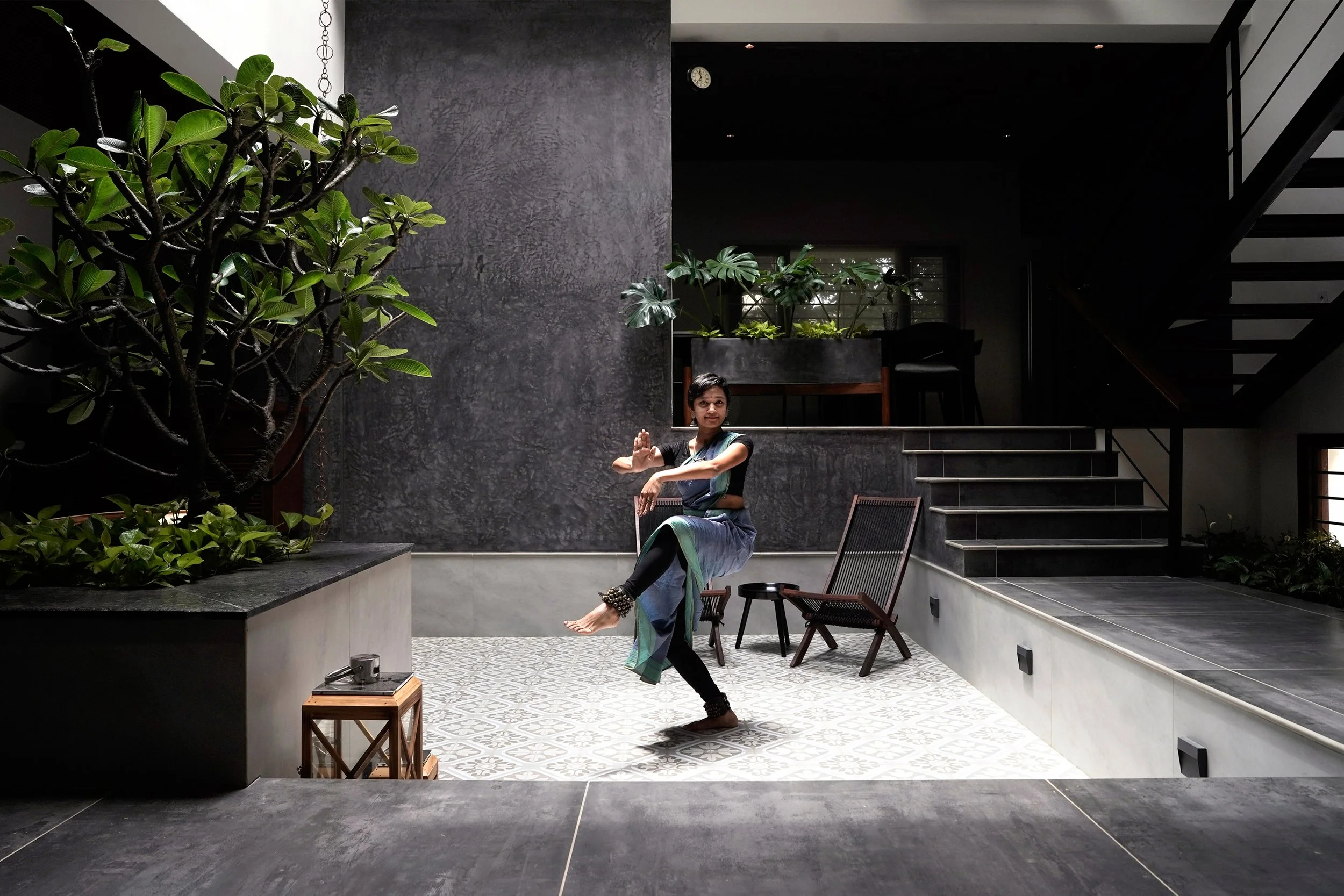 06 Courtyard 6.jpg