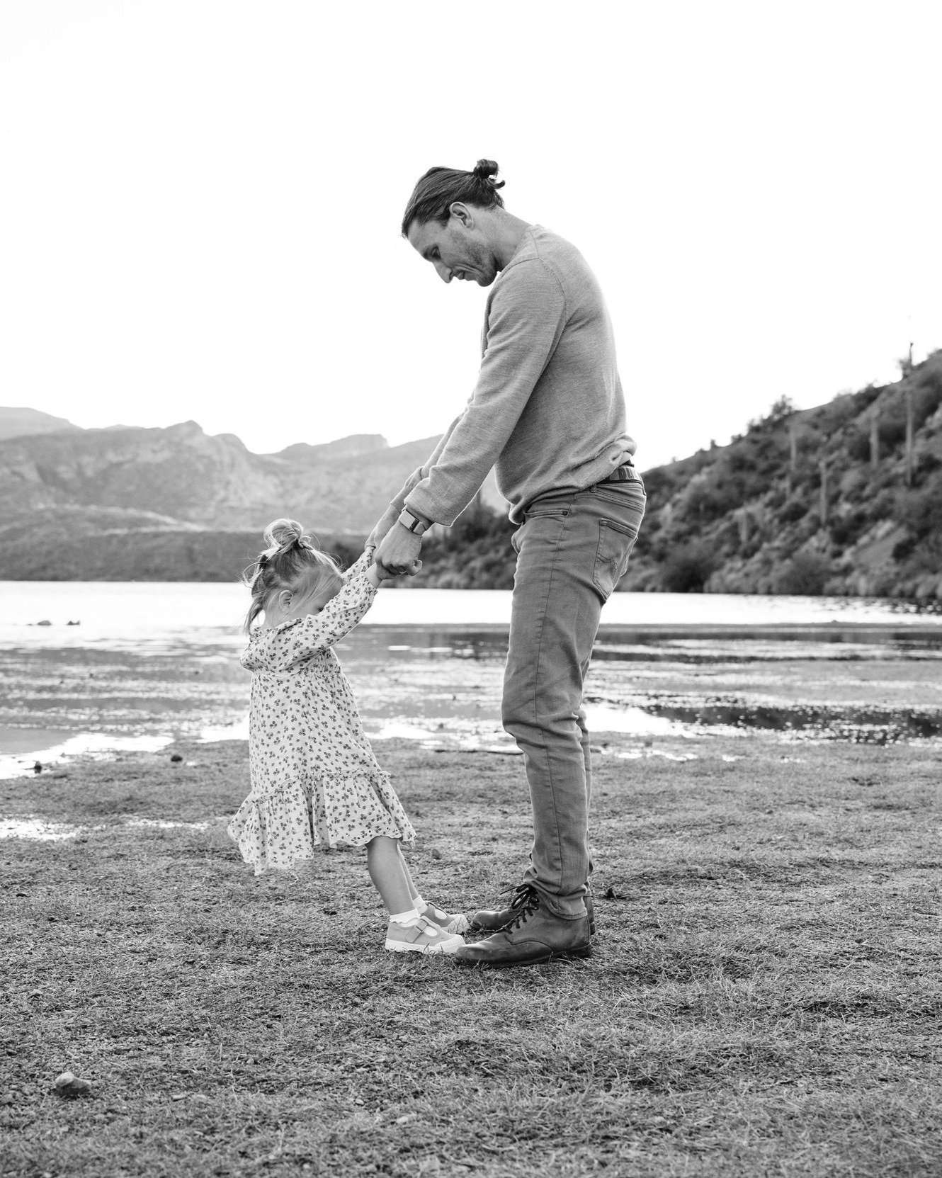 Butcher-Jones-Family-Portraits-BW-625953.jpg