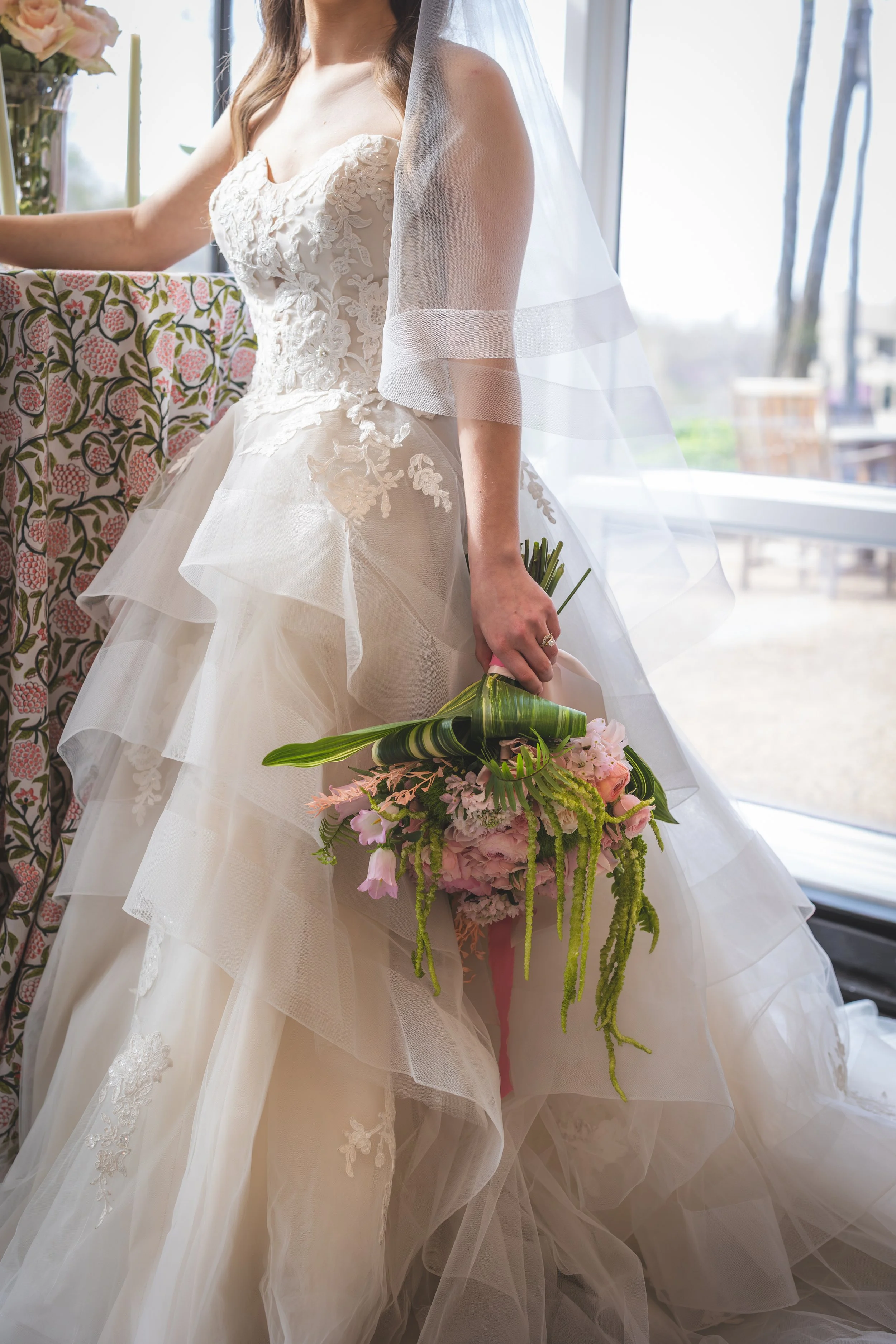 loch-lloyd-wedding-luxury-flowers.jpg