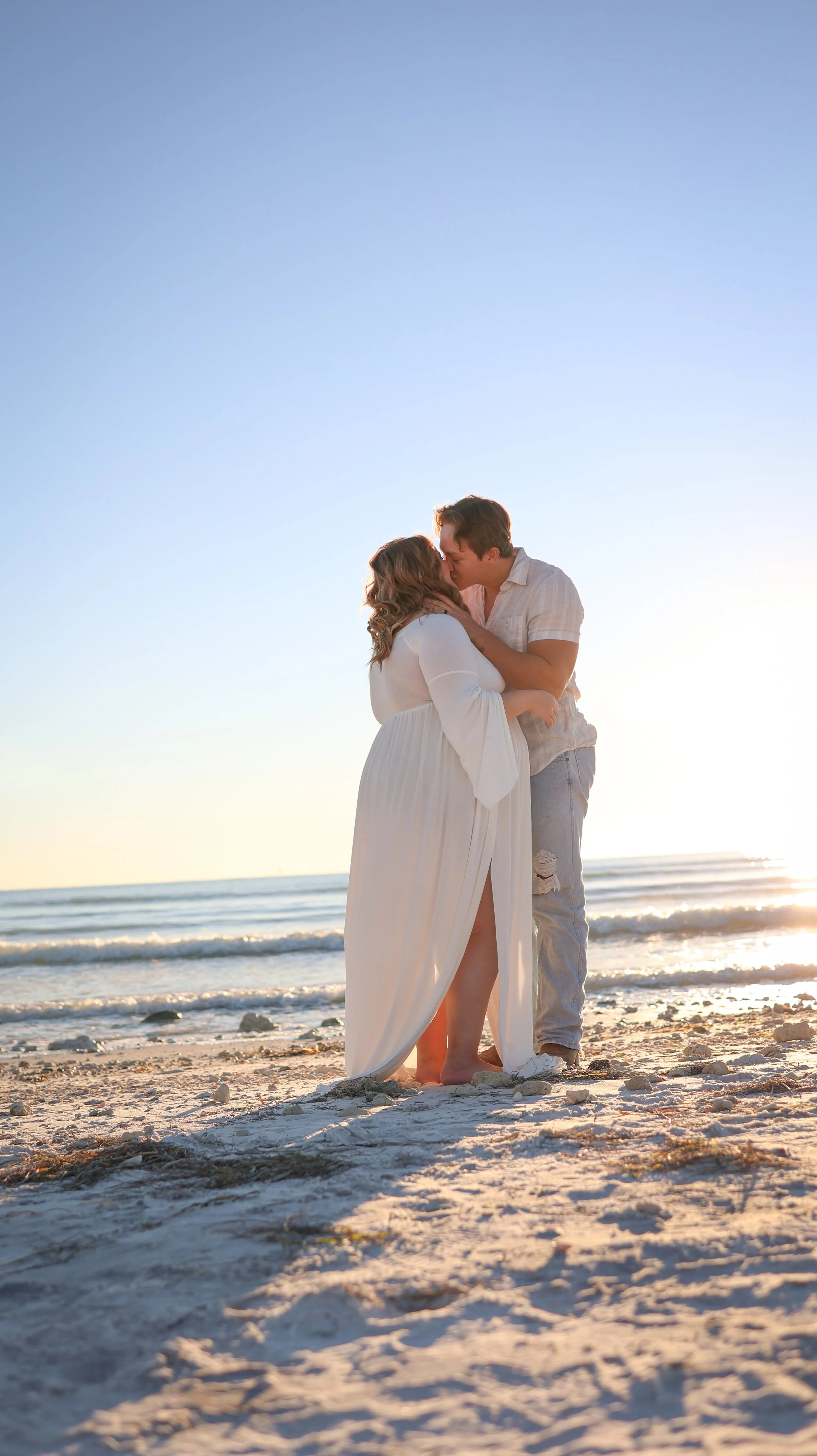 maternity-session-clearwater-beach-florida-golden-hour30.jpg