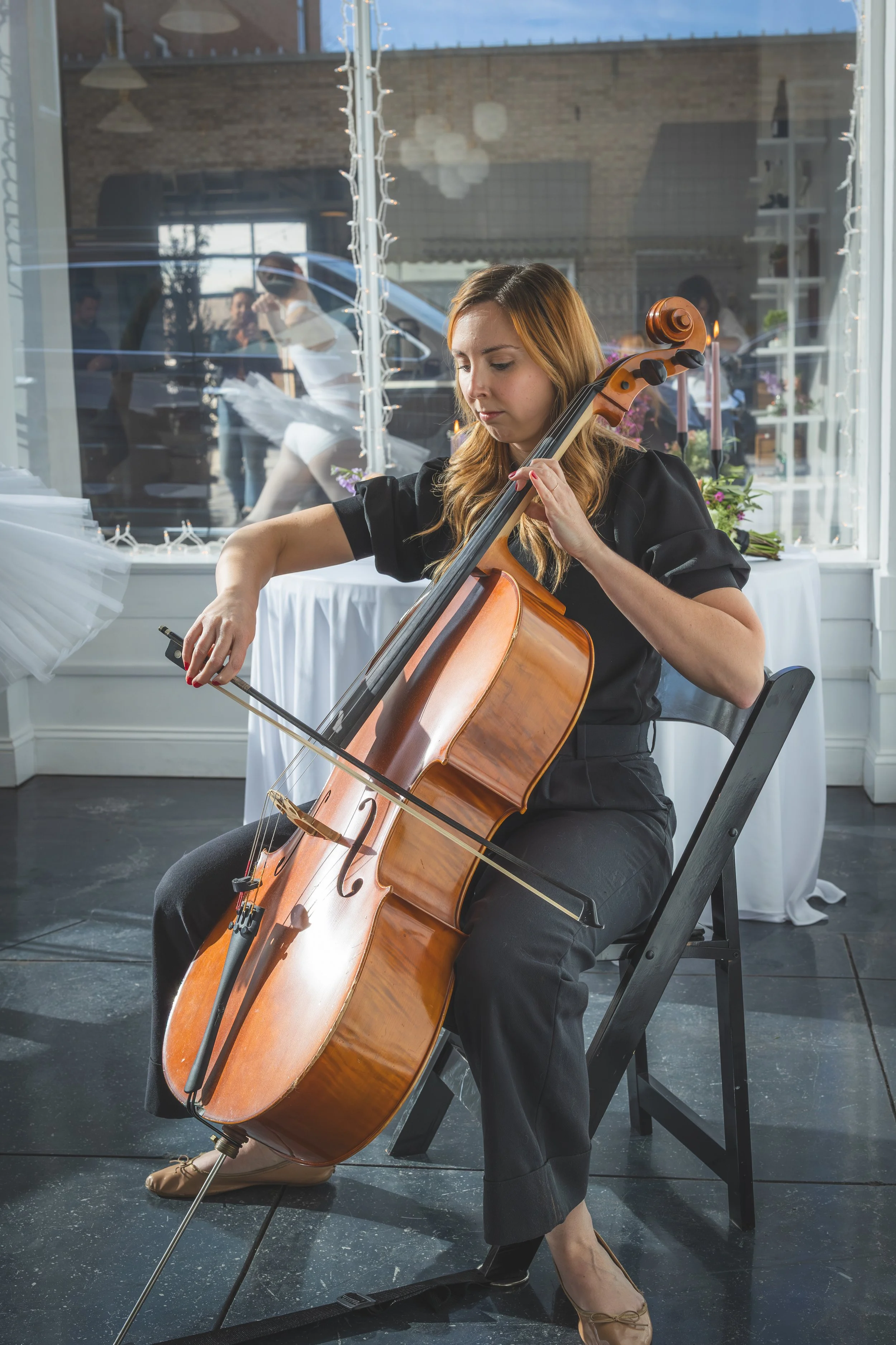kansas-city-luxury-wedding-photographer-ballet-cello-weddin-at-the-delaware2.jpg