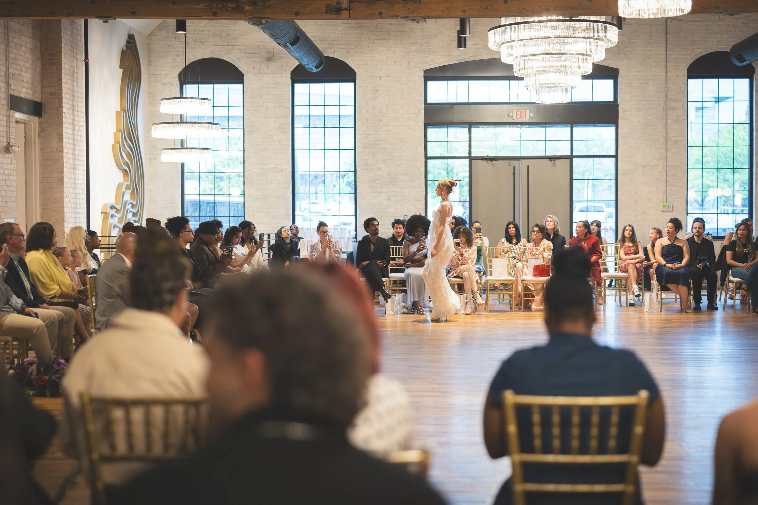 mandee-reid-photography-elu-by-elon-the-bardot-kansas-city-fashion-show2.jpg