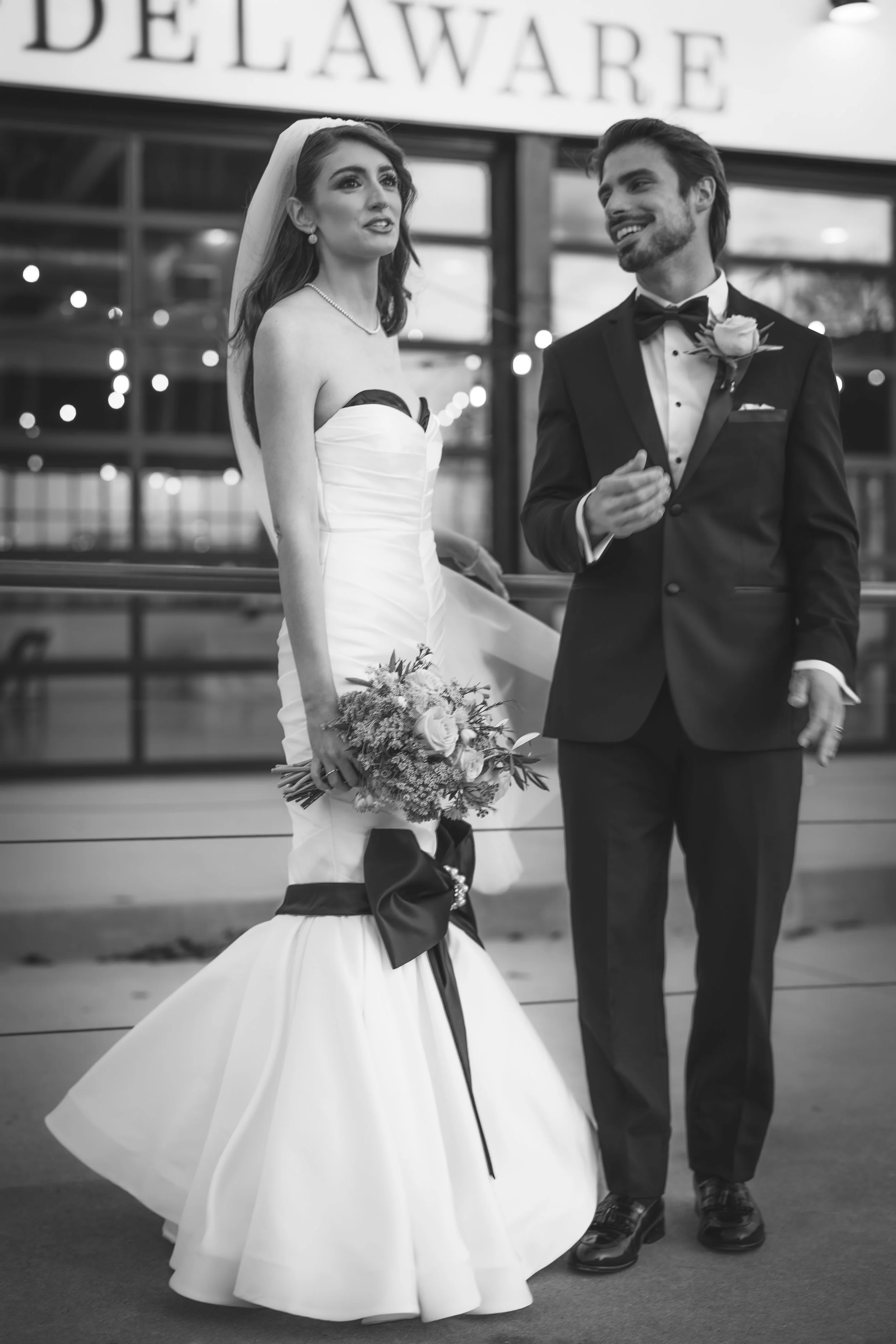 kansas-city-luxury-wedding-photographer-ballet-cello-weddin-at-the-delaware24.jpg