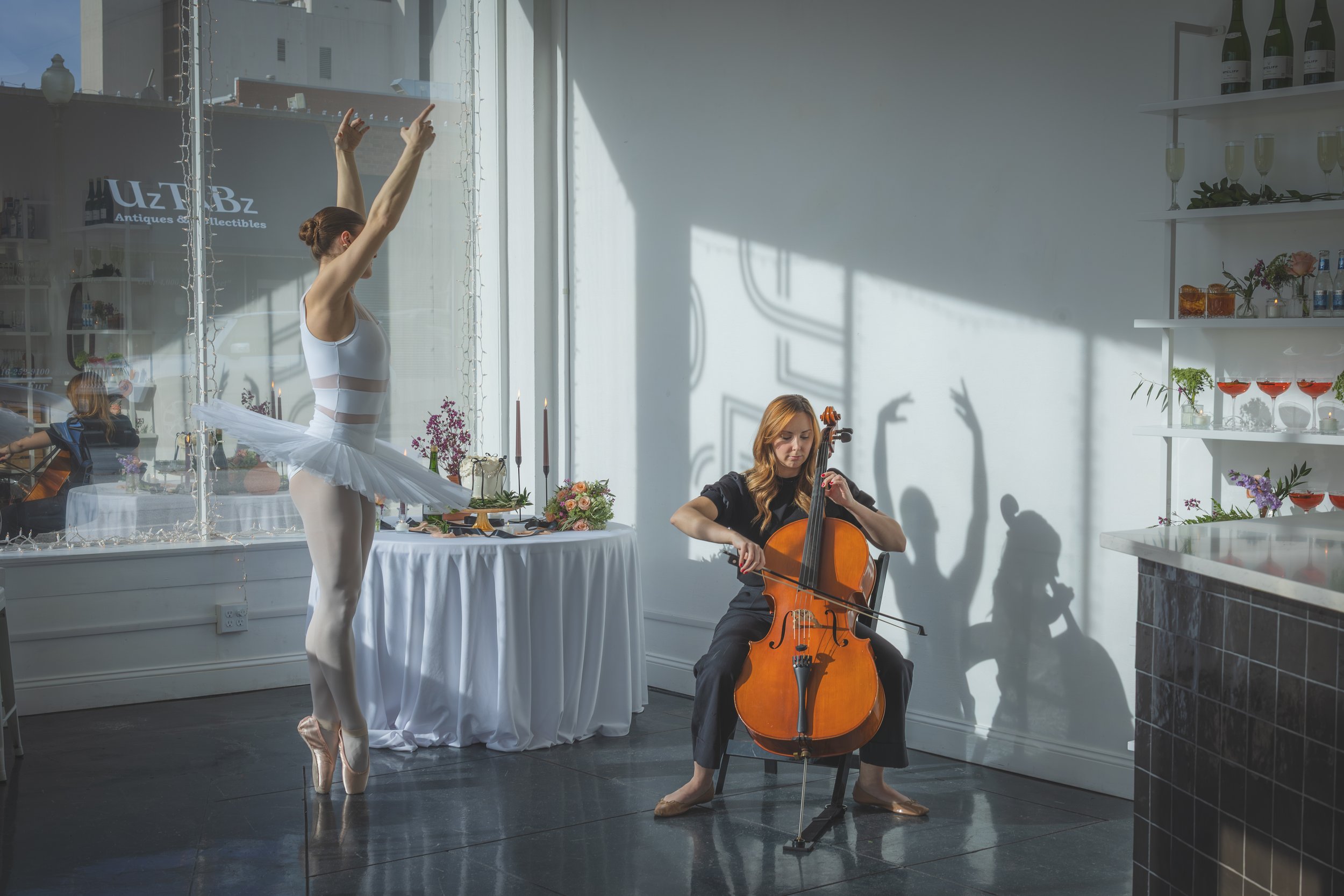 kansas-city-luxury-wedding-photographer-ballet-cello-weddin-at-the-delaware5.jpg