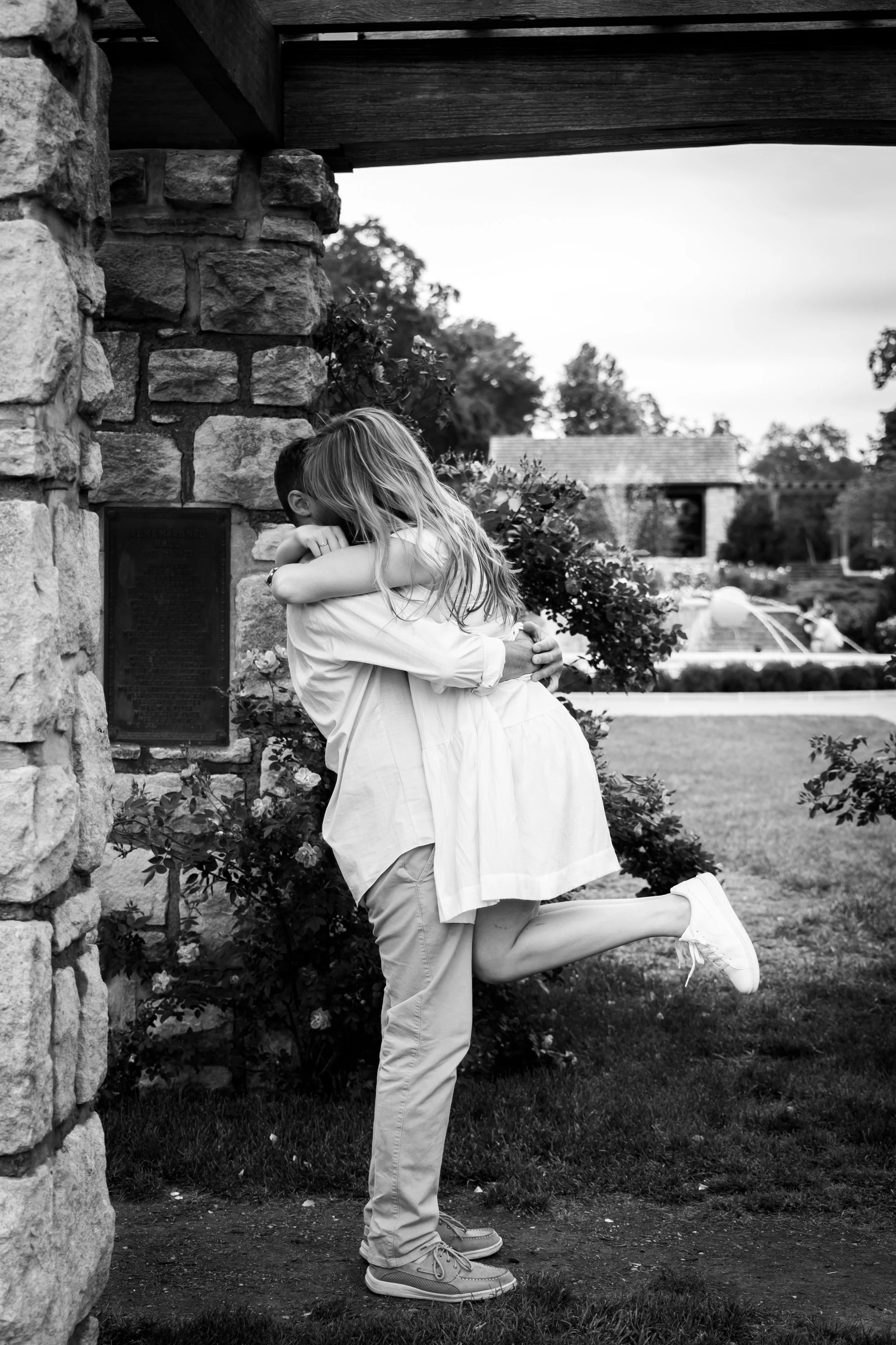 kansas-city--loose-park-engagement-lifestyle-photographer46.jpg