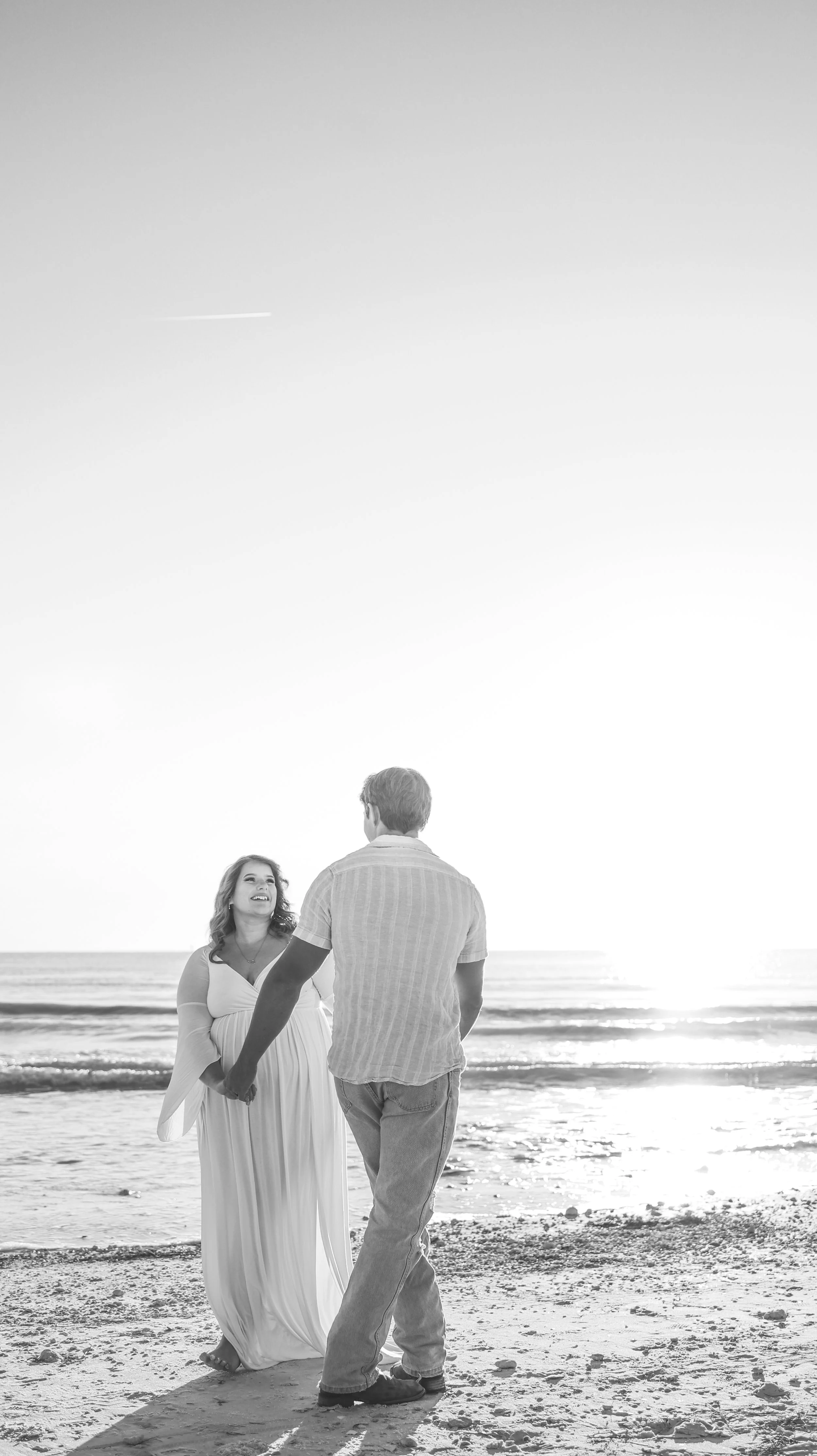 maternity-session-clearwater-beach-florida-golden-hour7.jpg