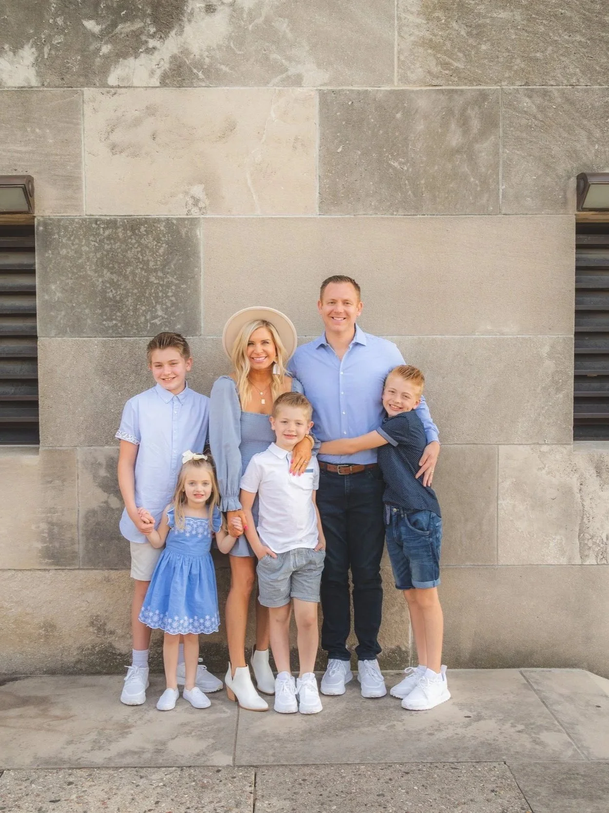 Steadman Family Session at the World War 1 Memorial | Kansas City Lifestyle Photographer