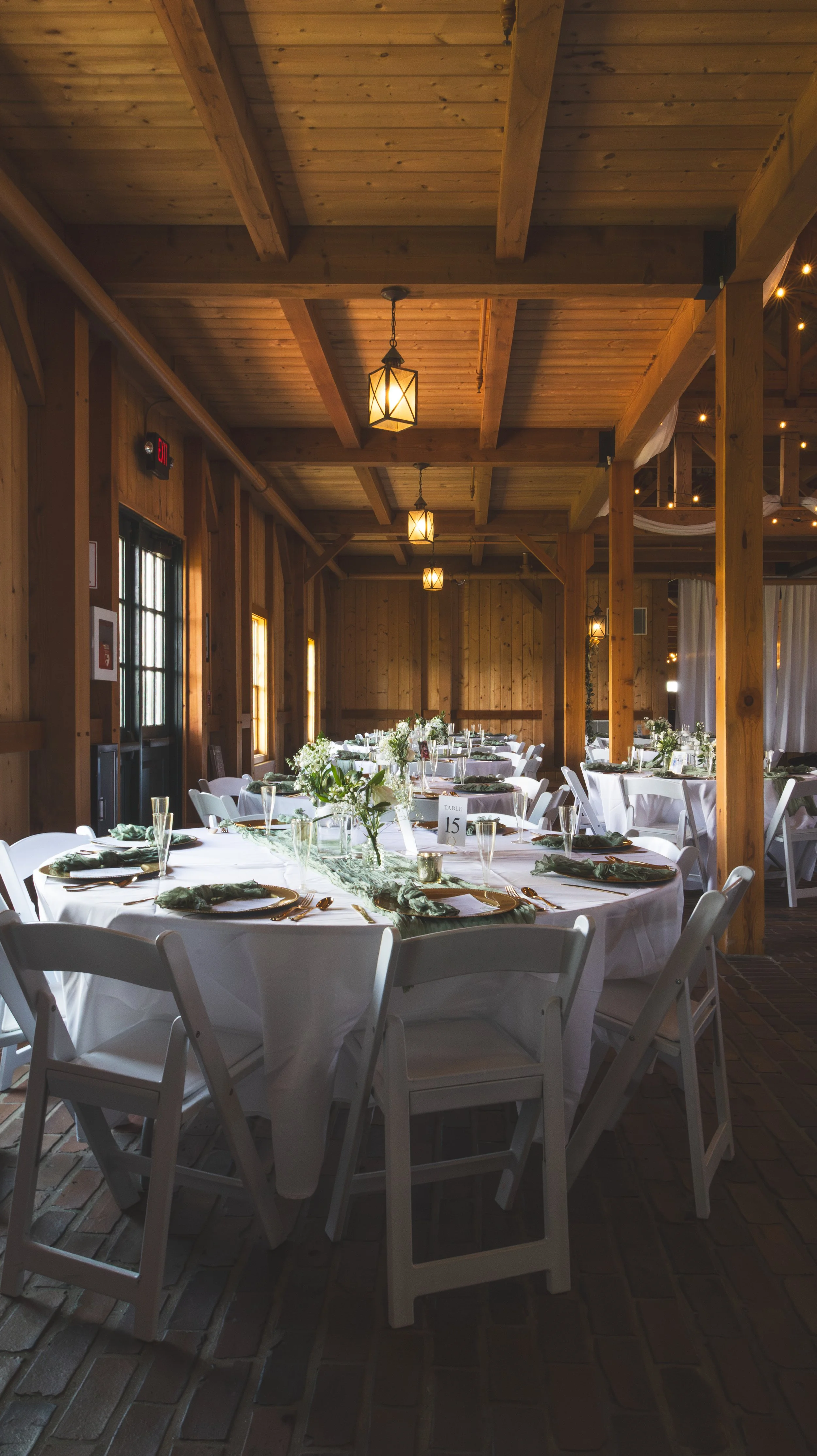 mildale-farm-wedding-tables.jpg