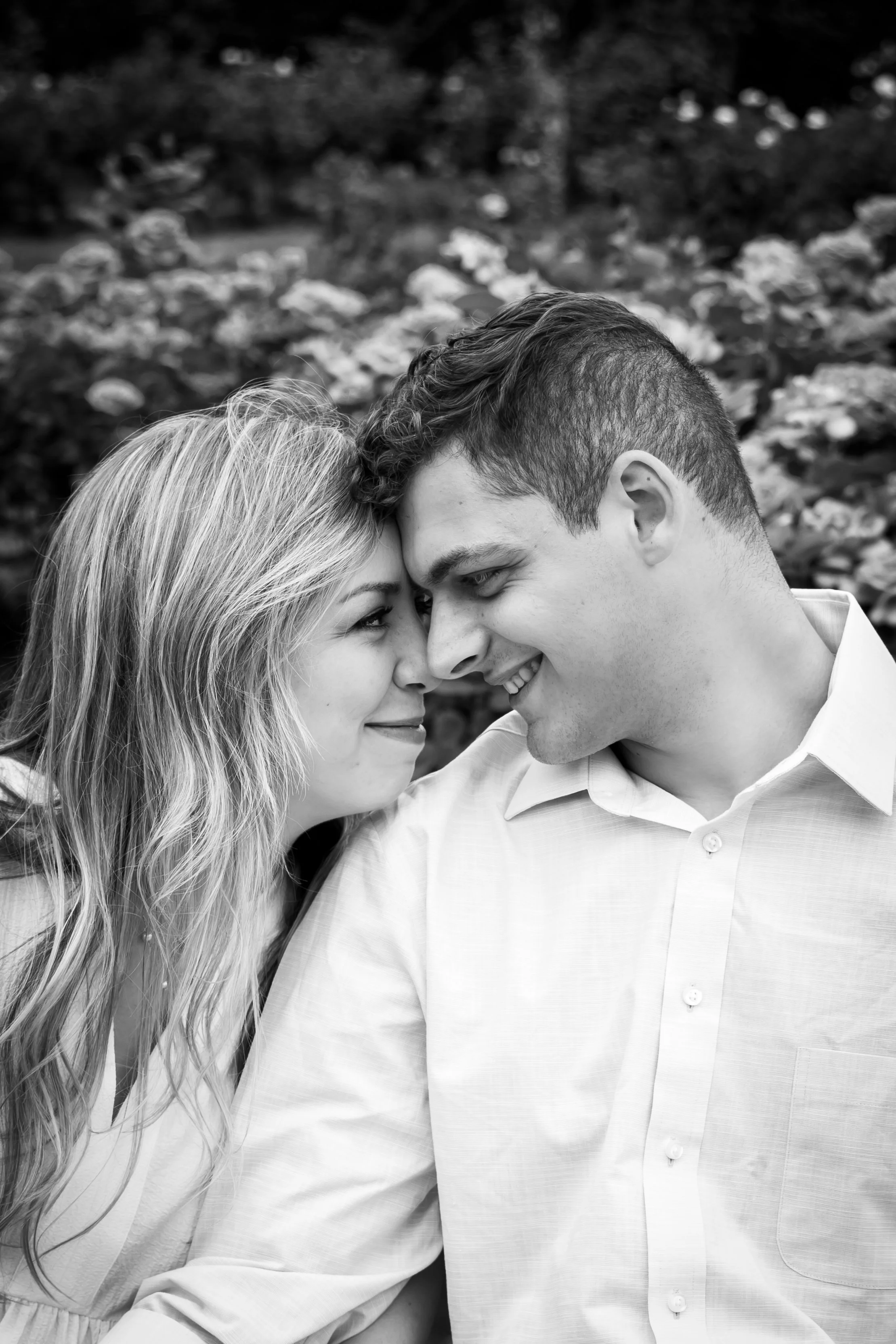 kansas-city--loose-park-engagement-lifestyle-photographer52.jpg