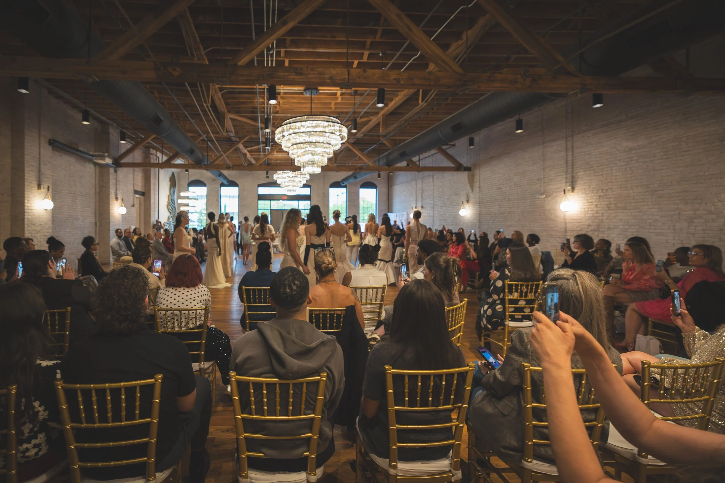 mandee-reid-photography-elu-by-elon-the-bardot-kansas-city-fashion-show13.jpg