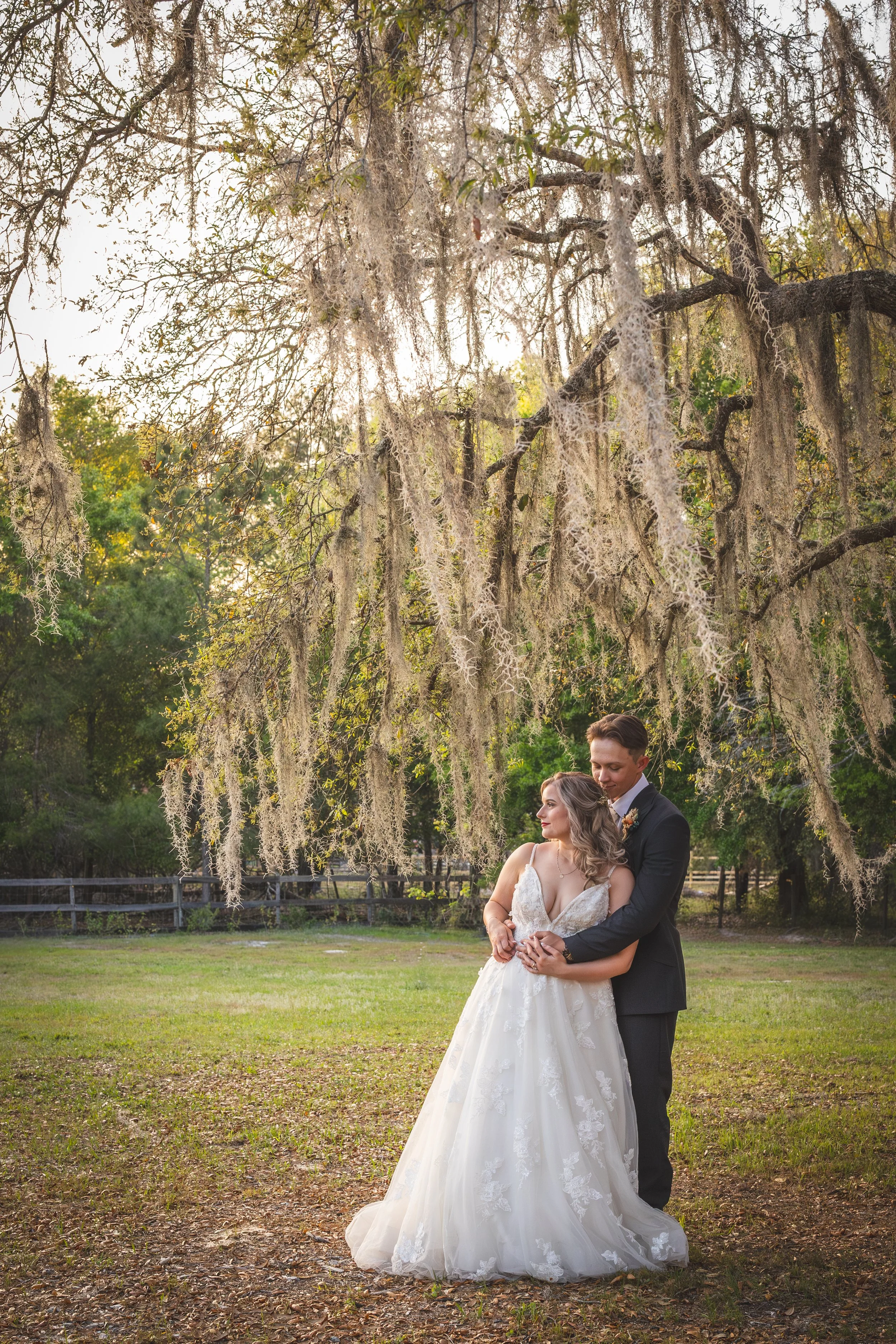 Mr. & Mrs. Smith Under the Mossy Oaks in Florida