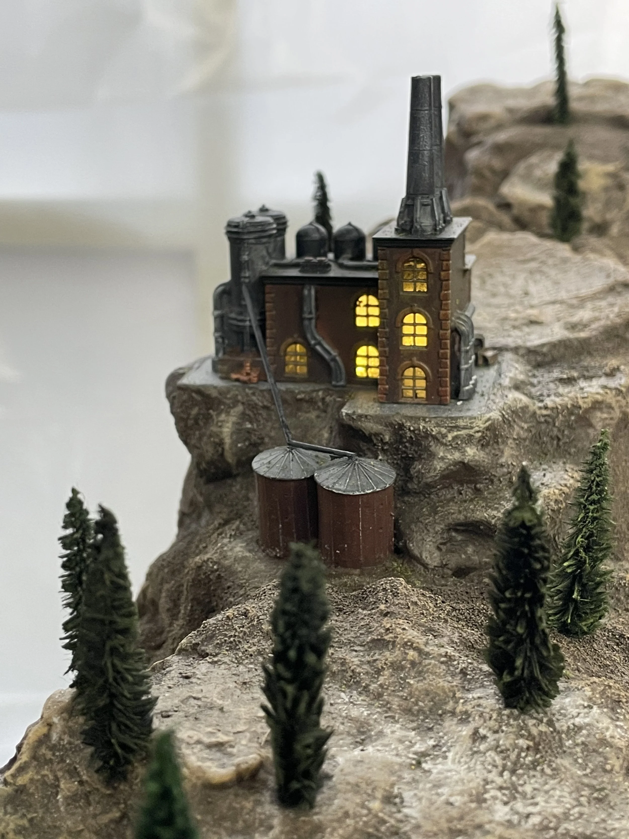 Dimension 20 | Fantasy High Junior Year | Prop and stage fabrication/painting/needle felting