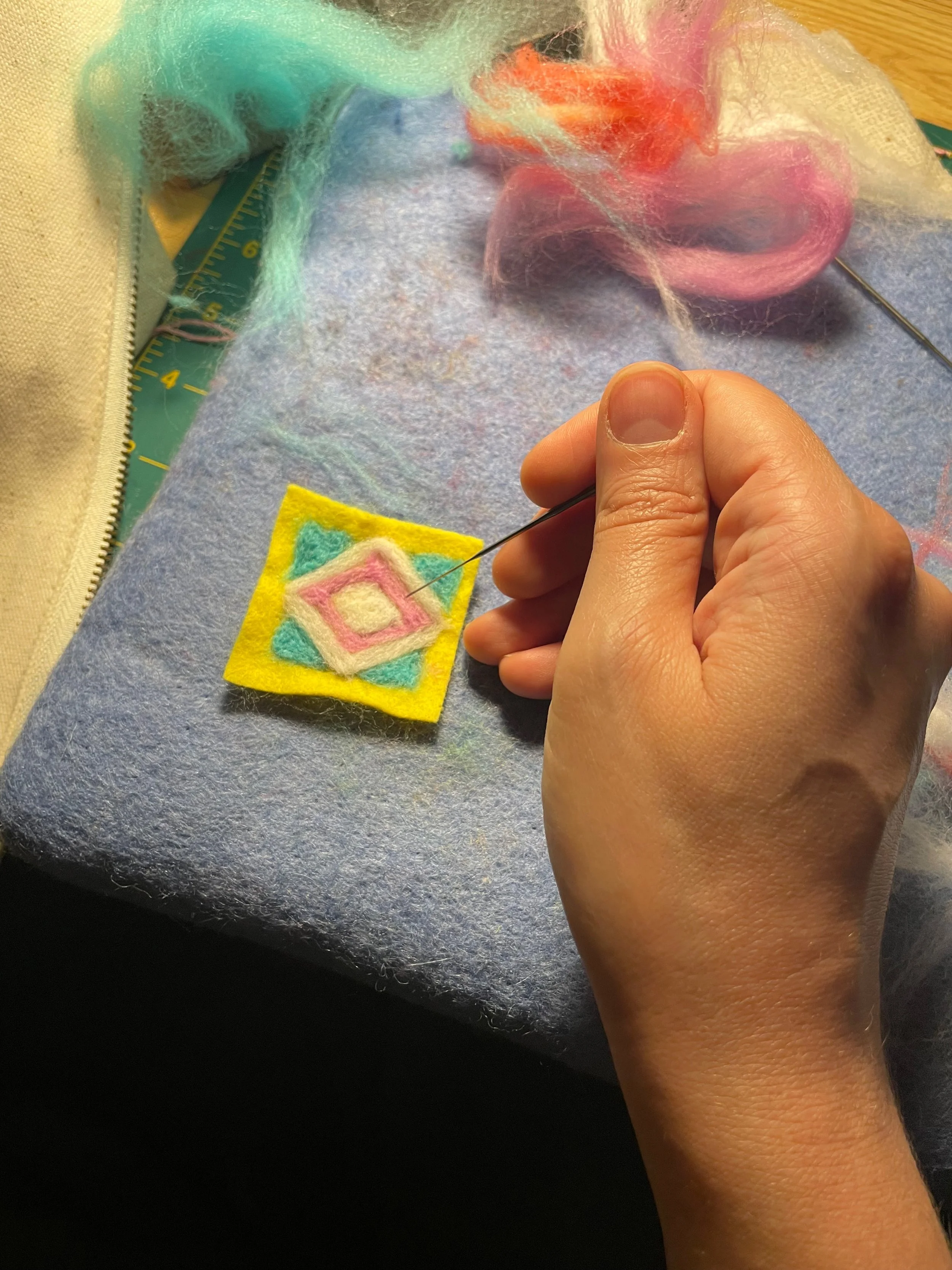 The cozy niche | Fabricator & painter
