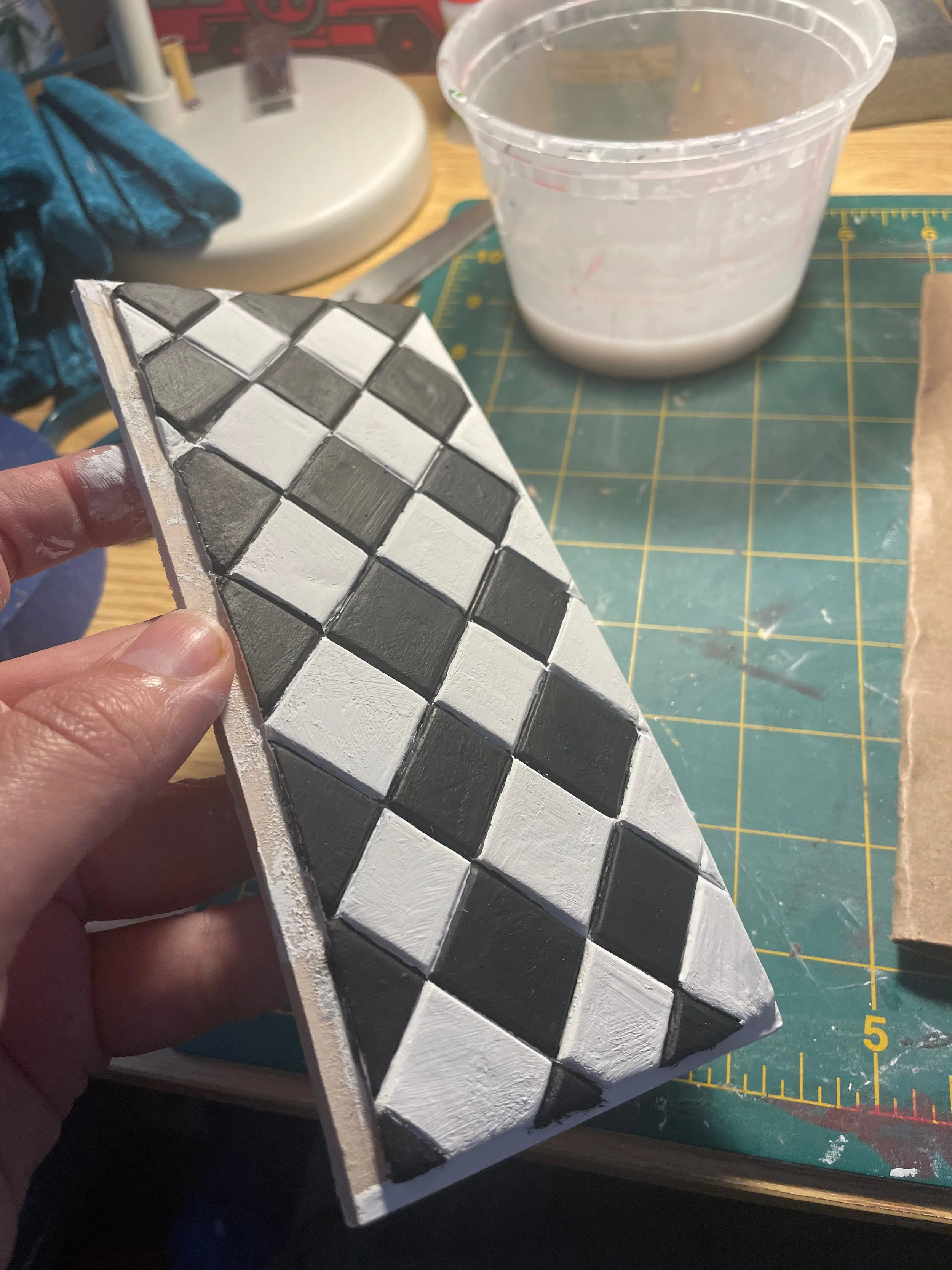 The cozy niche | Fabricator & painter