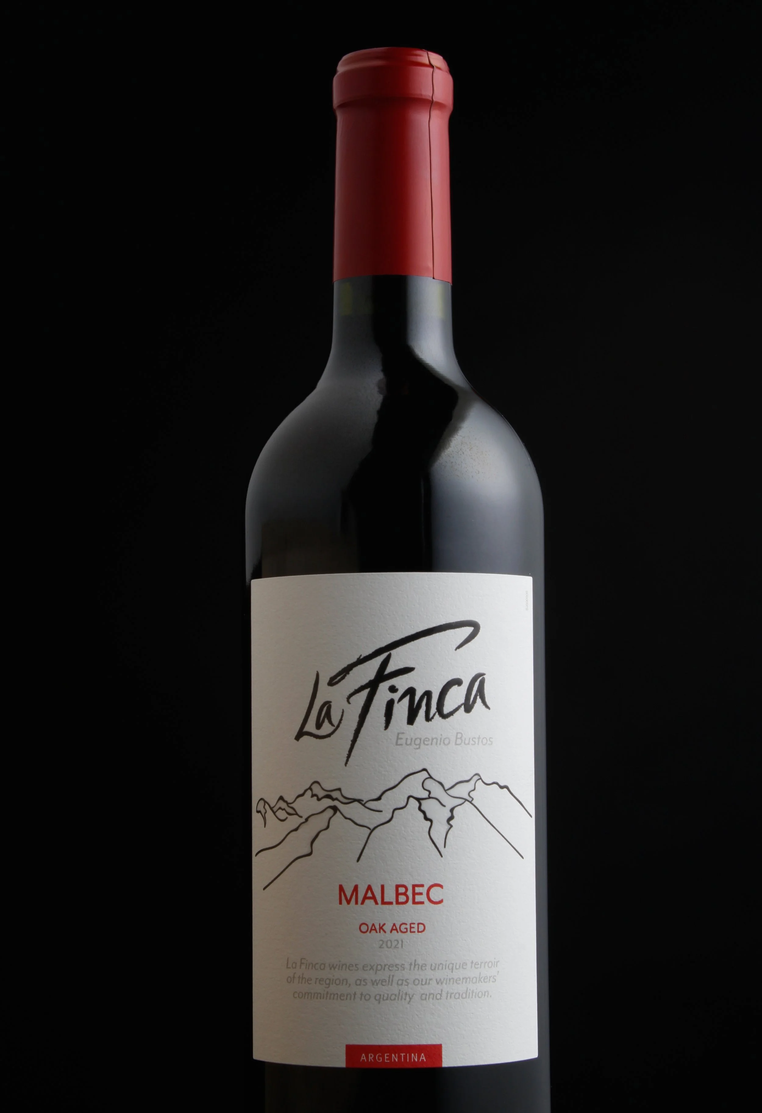 A09_Bahian_Claire_Bottle02 1.jpg