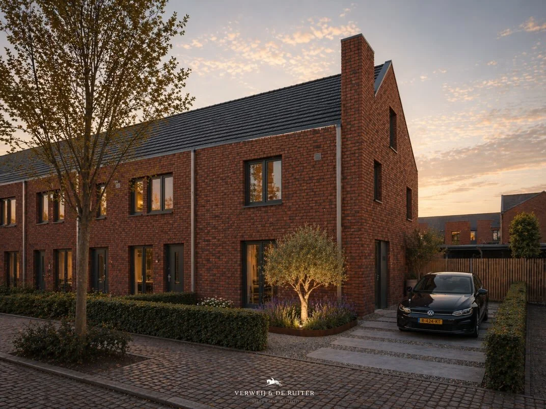 Tuinontwerp voor nieuwbouw woning ✨🌿

Zeker bij een nieuwbouwwoning, waar tuinen vaak nog wat hetzelfde en basic zijn, is het juist leuk om iets unieks te cre&euml;ren Door n&eacute;t even anders te denken, geef je jouw woning &eacute;n tuin een eig