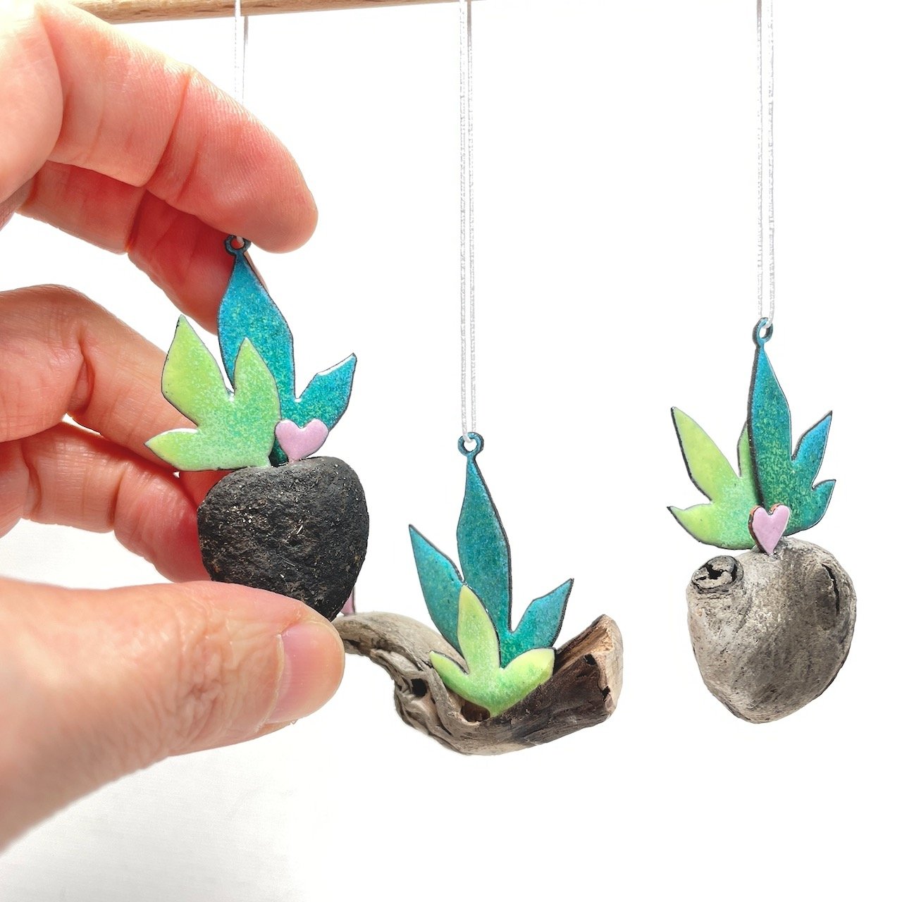 "Kleines Gartenglück"
Ca. 5-6 cm groß. Nur als Gruppe erhältlich.