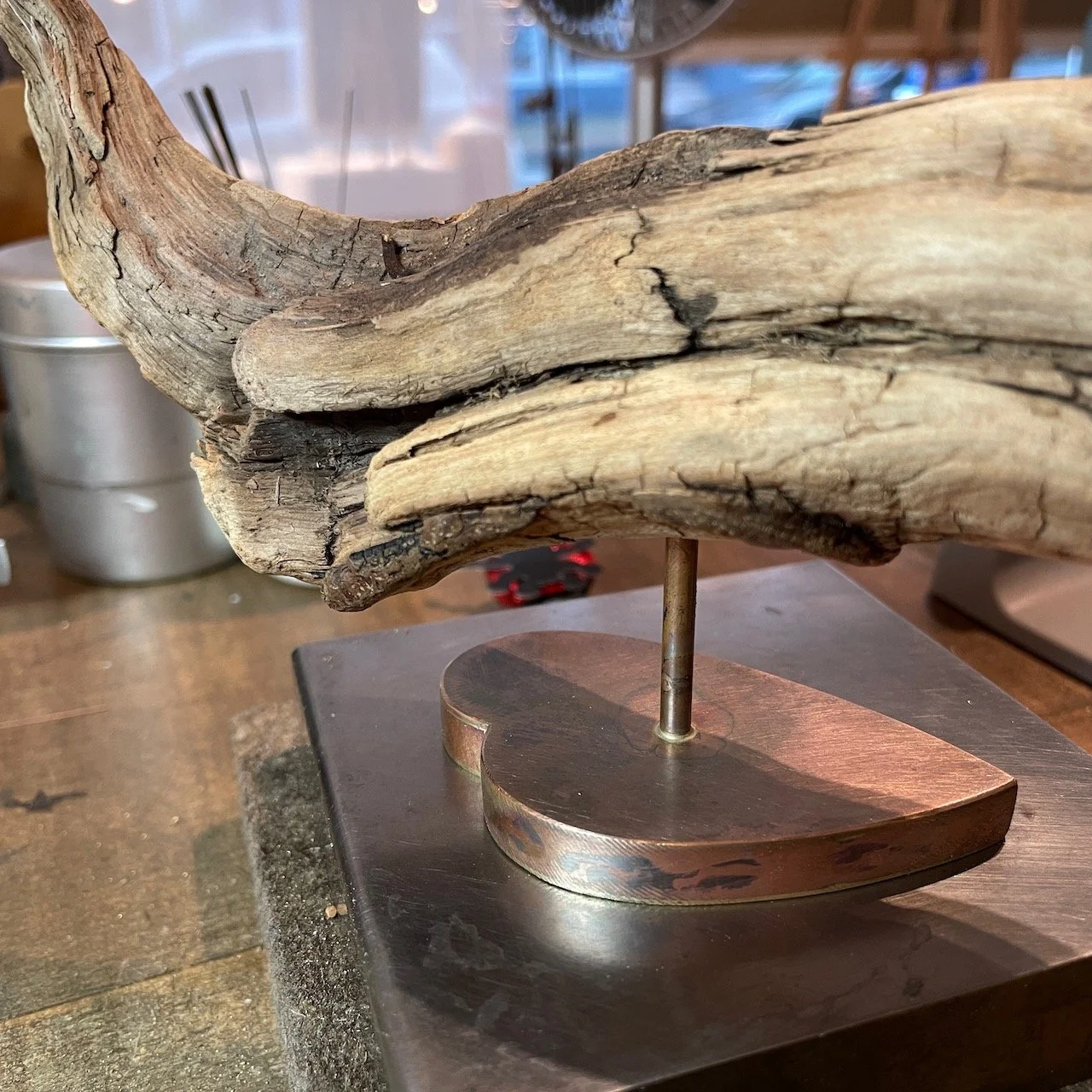 fertiger Sockel mit Holz