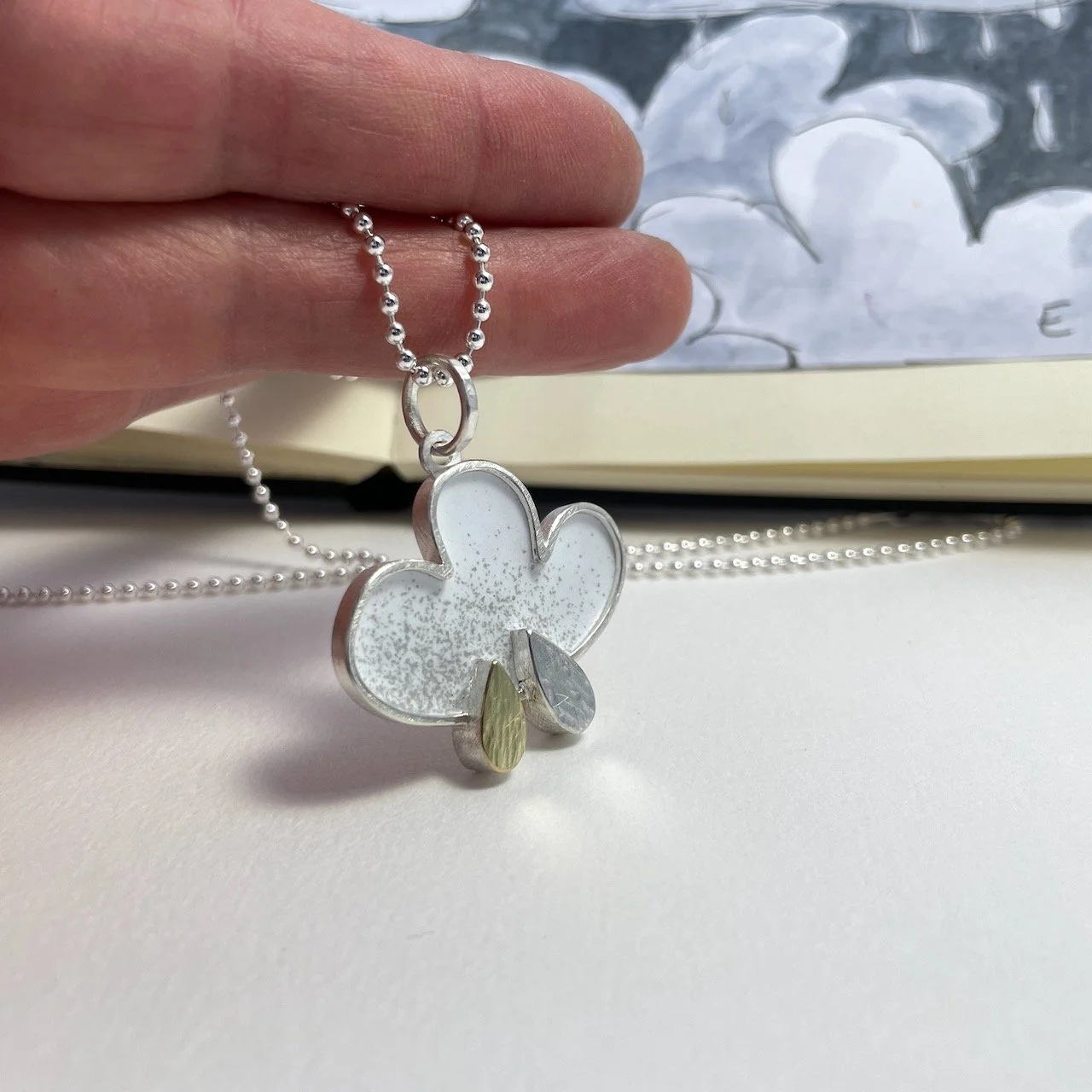 "Cloudy" Silber, Emaille, 750/- Gold
