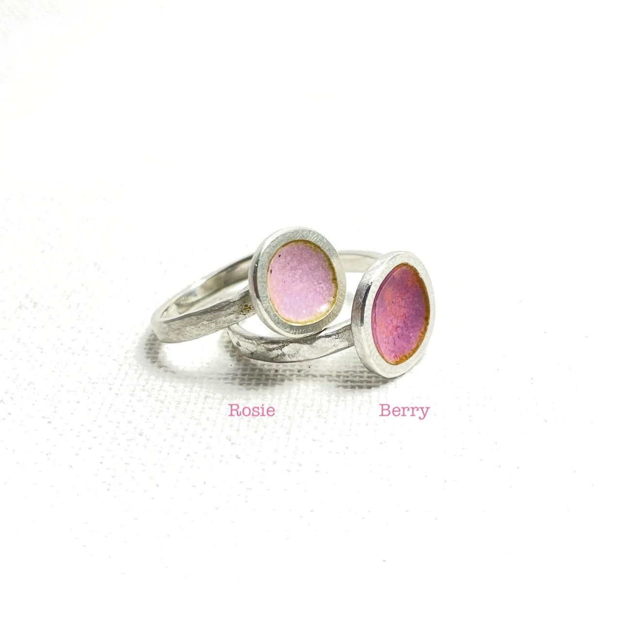 Swing Ringe Rosie, Berry.jpeg