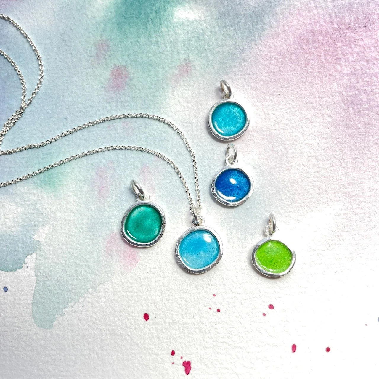 Emaille transparent, 49,- bis 59,- zzgl. Kette