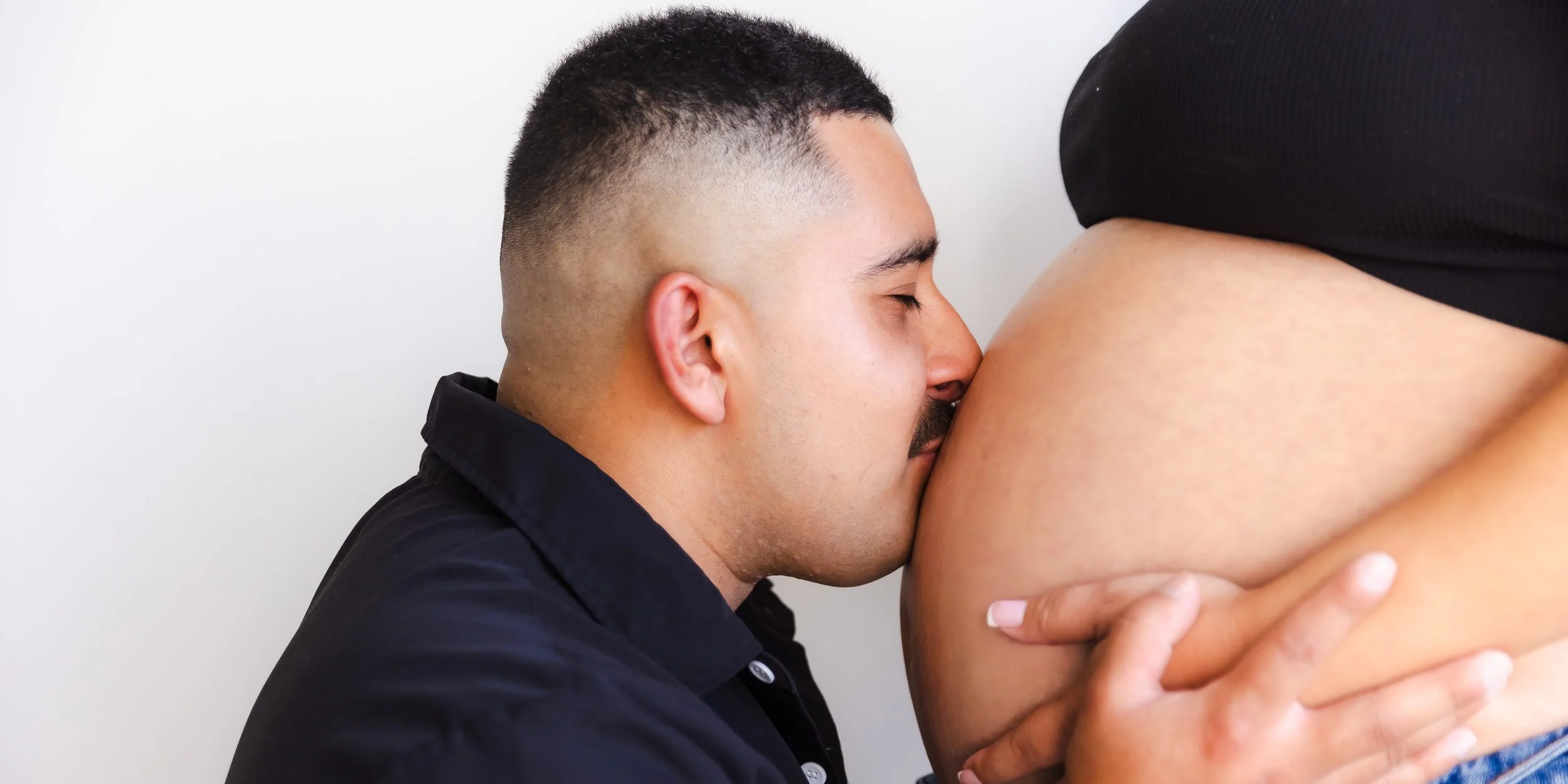 Maternity Session in Studio