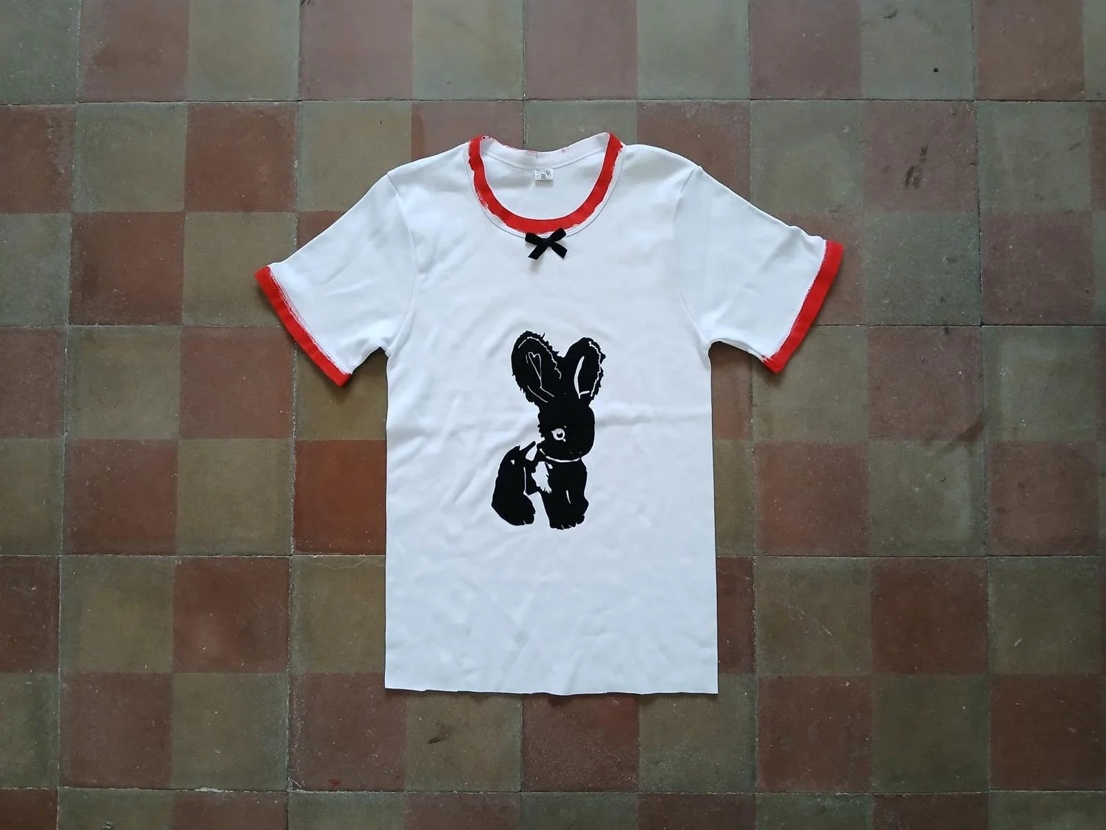 BUNNY T-SHIRT