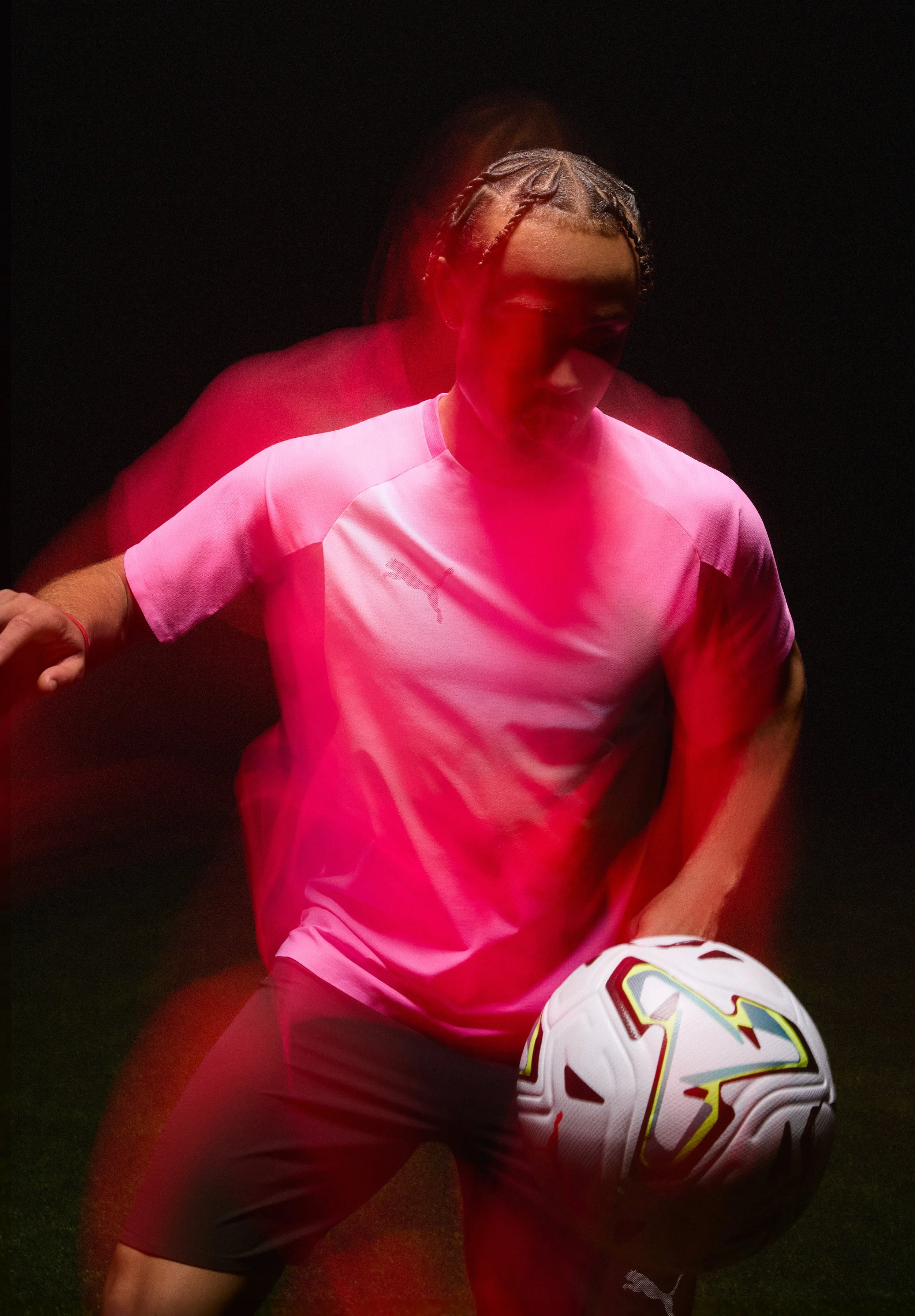 26SS_TS_Football_Showtime-Pack_WC_Future_Uni_Simons_Action_0119_RGB.jpg
