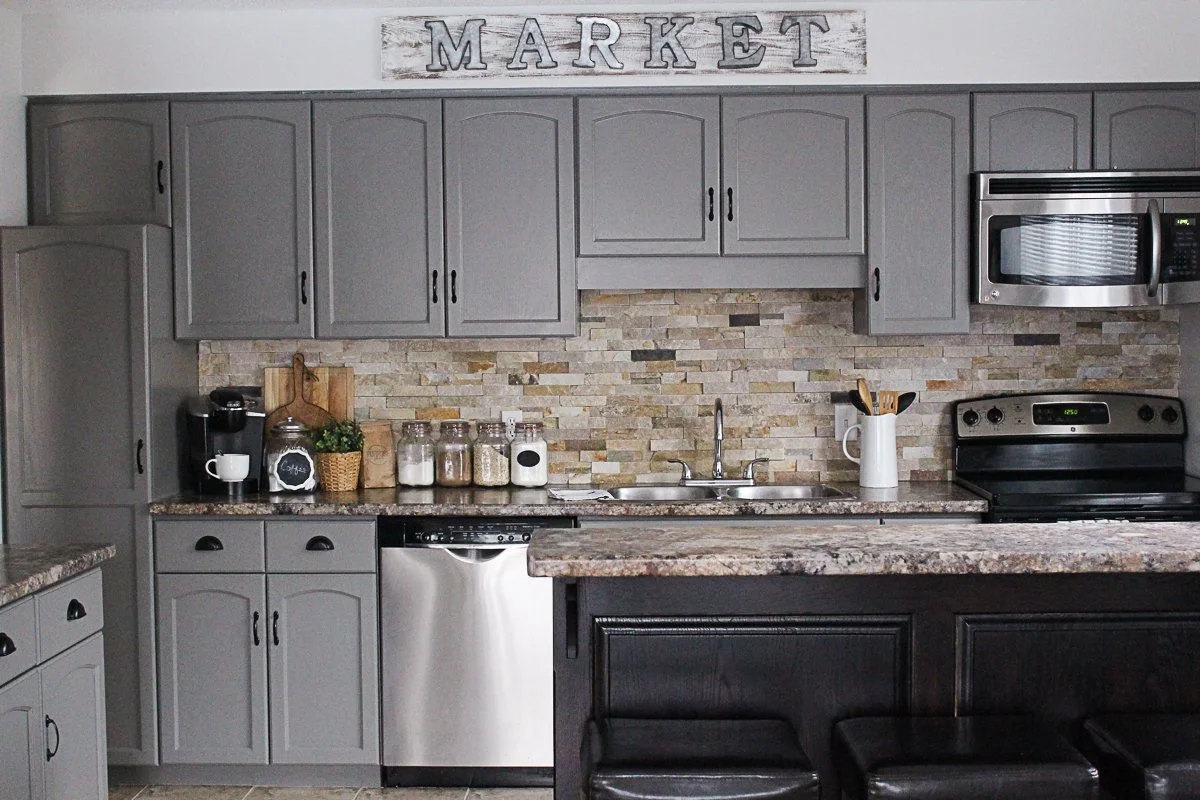 How-To-Paint-Kitchen-Cabinets_-5-1.jpg