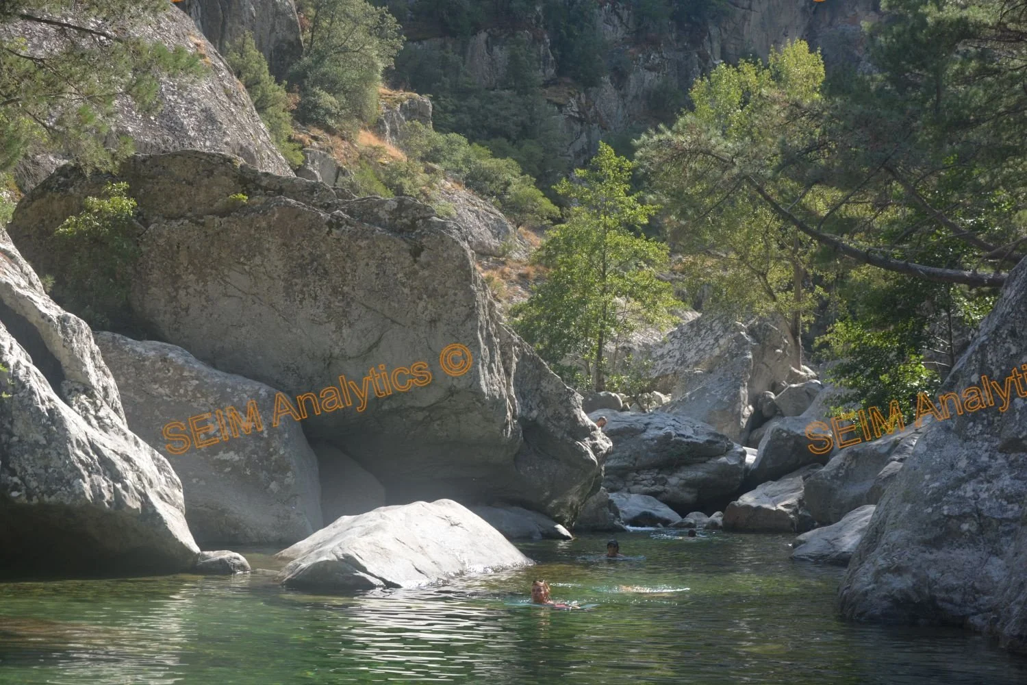 The crystal-clear river and natural pools of Tavignano gorge