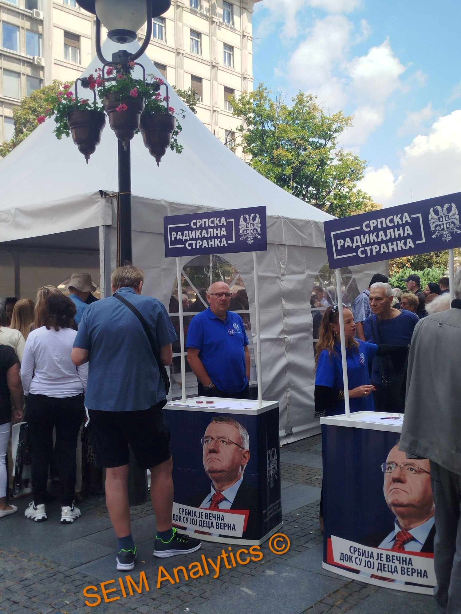 Vojislav Šešelj de facto won his case at the ICTY after more than 10 years in pre-trial detention. Here signing his books in Belgrade, 2025.