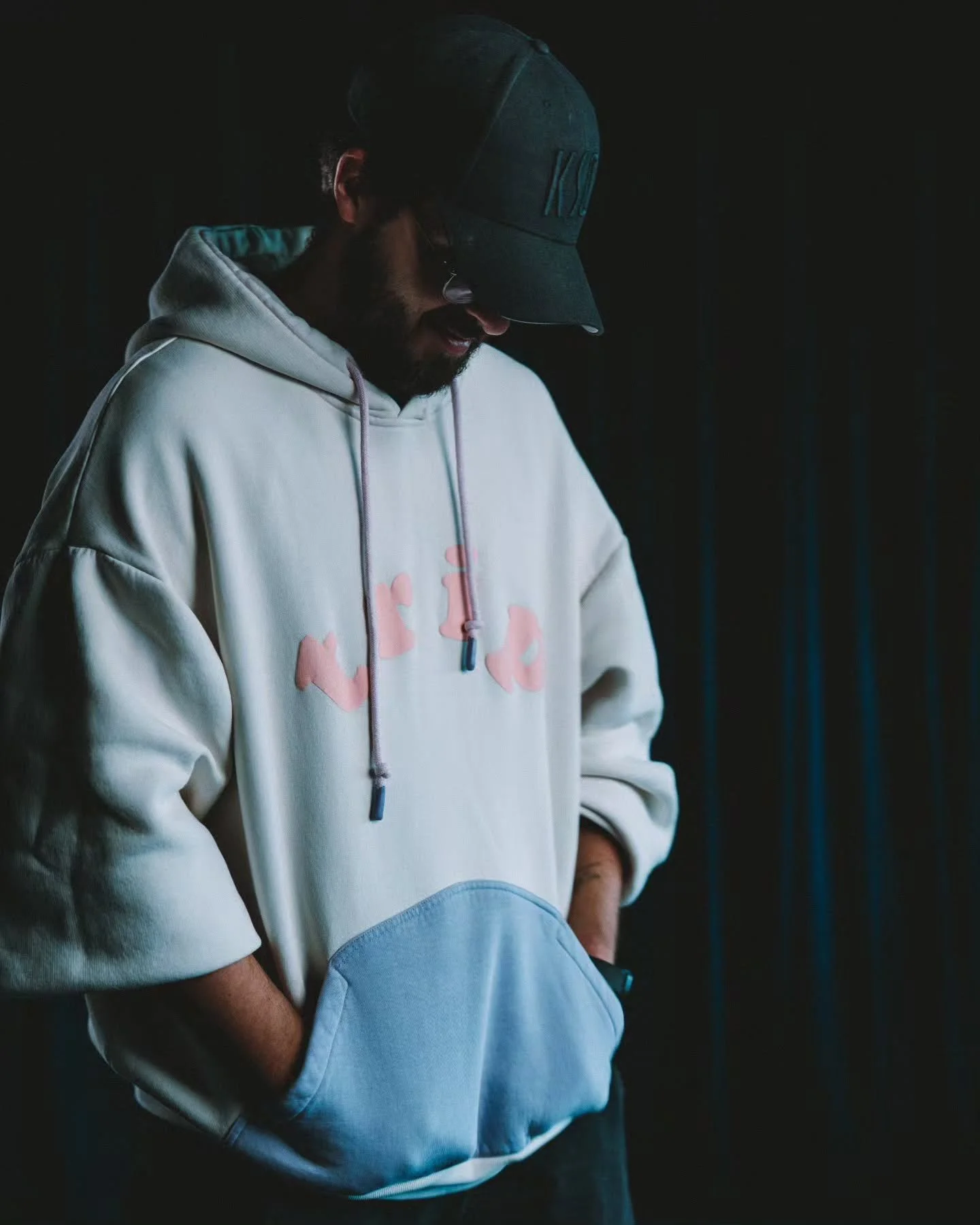 Born in the shadows, thriving in the chaos.

📷 @luis_sth_