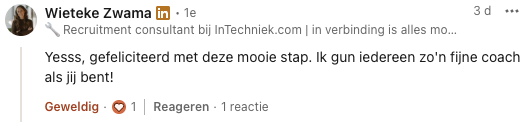 Een LinkedIn-post waarin een persoon een felicitatie uitspreekt voor een nieuwe professionele stap.