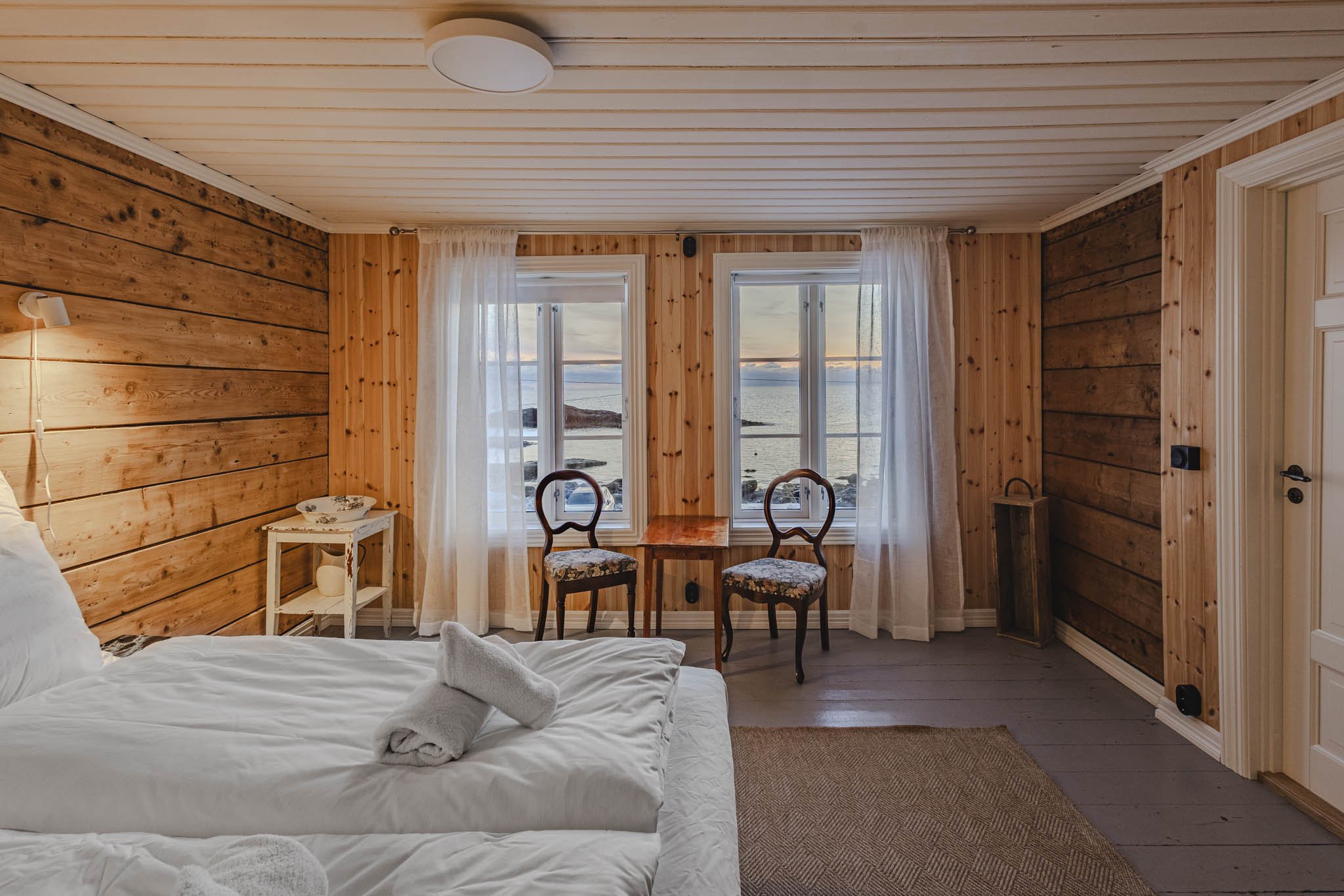 Harborroom_web-4.jpg