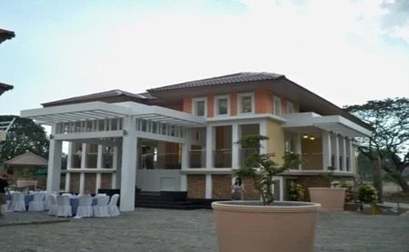 Victoria Araneta Subdivision Clubhouse, Victoneta Avenue, Malabon