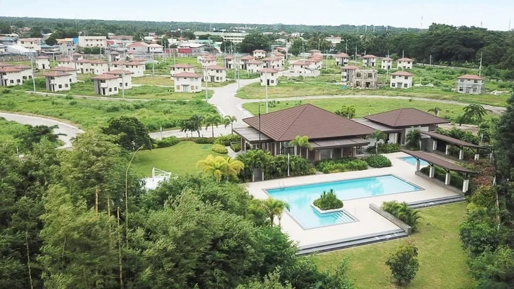 Avida Settings Batangas Clubhouse