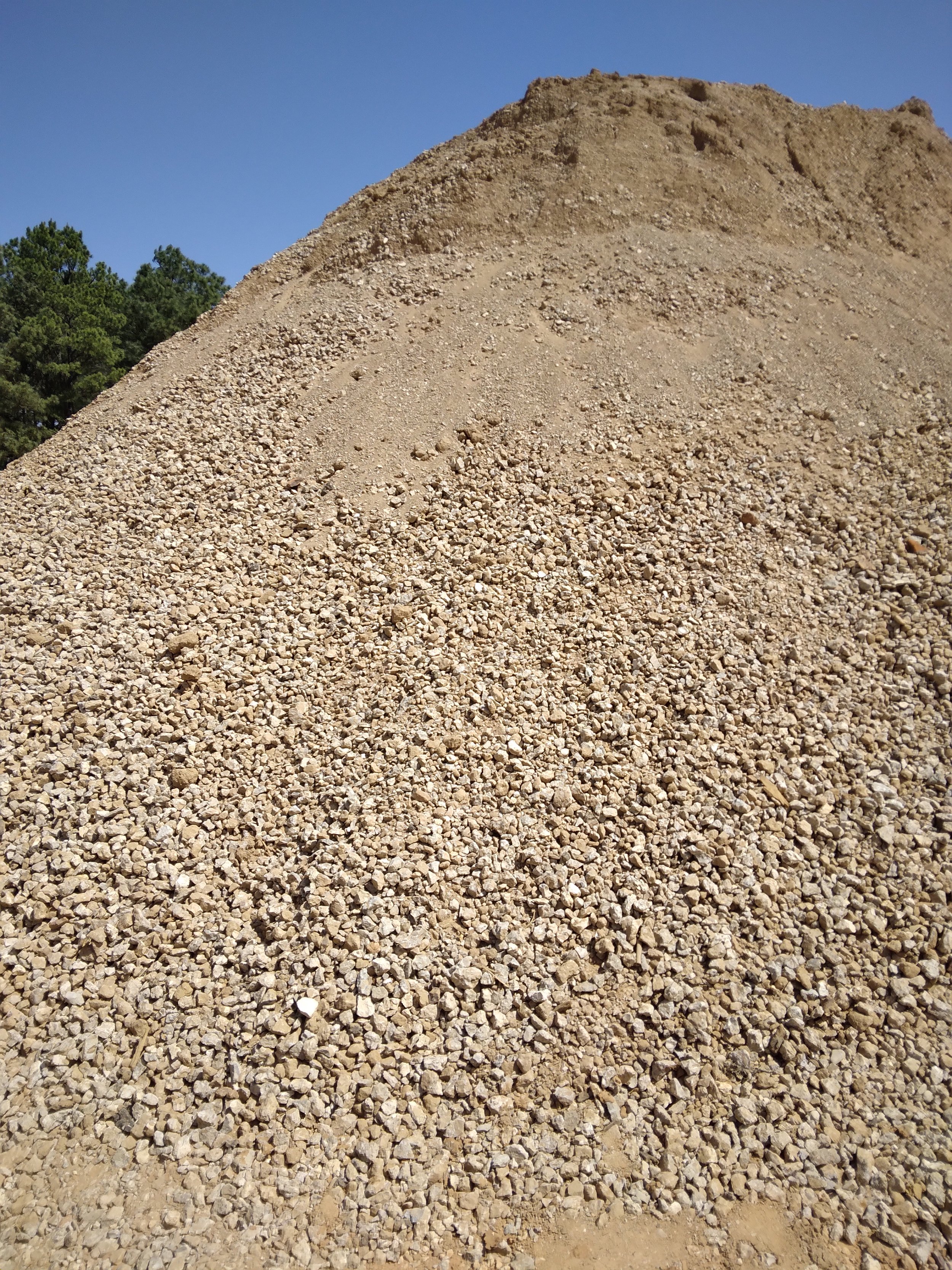 Crushed concrete road base 1 3/4 inch minus