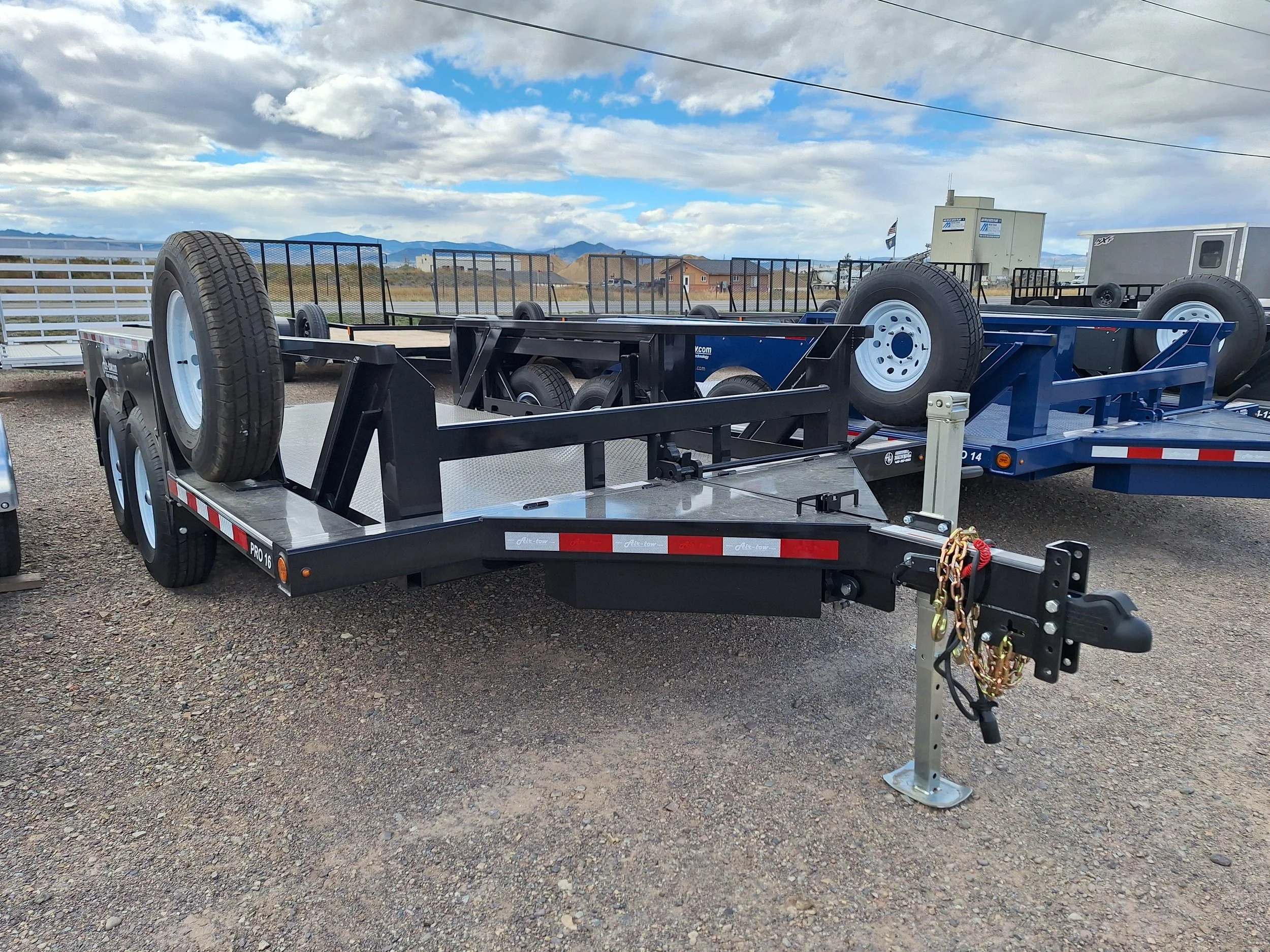 Air-Tow Pro 16 Ground-Level Trailer