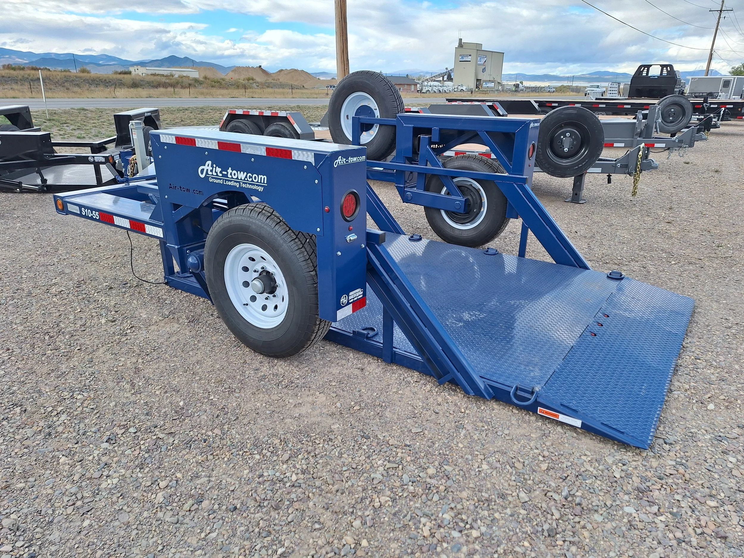 Air-Tow S10-55 Ground-Level Trailer