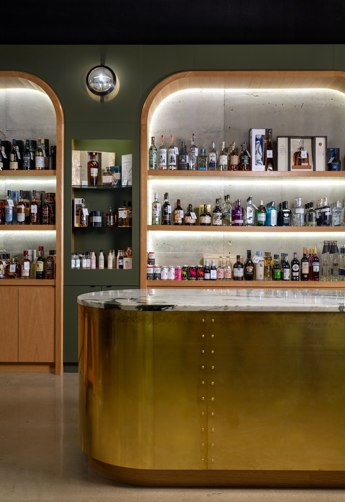 Highlander Wine & Spirits - Retail