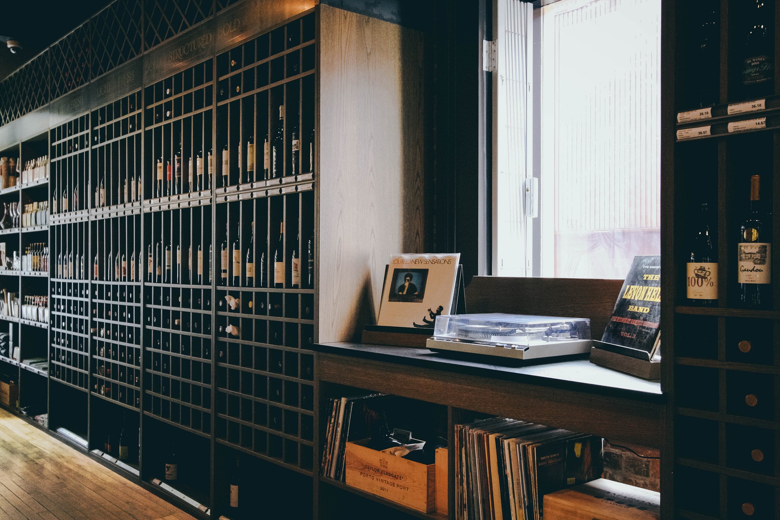 Vine Arts - Retail