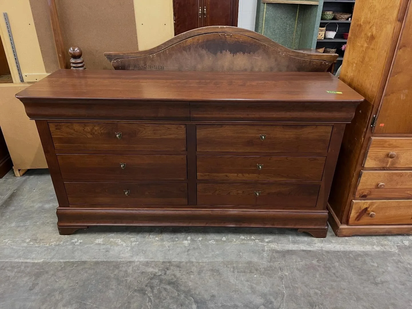 Dresser $225