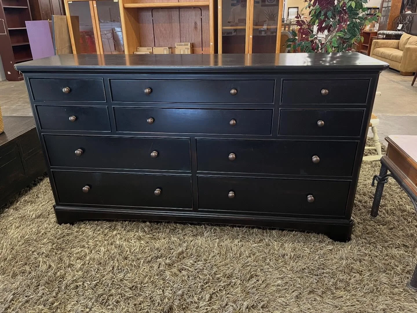 Thomasville dresser $250
