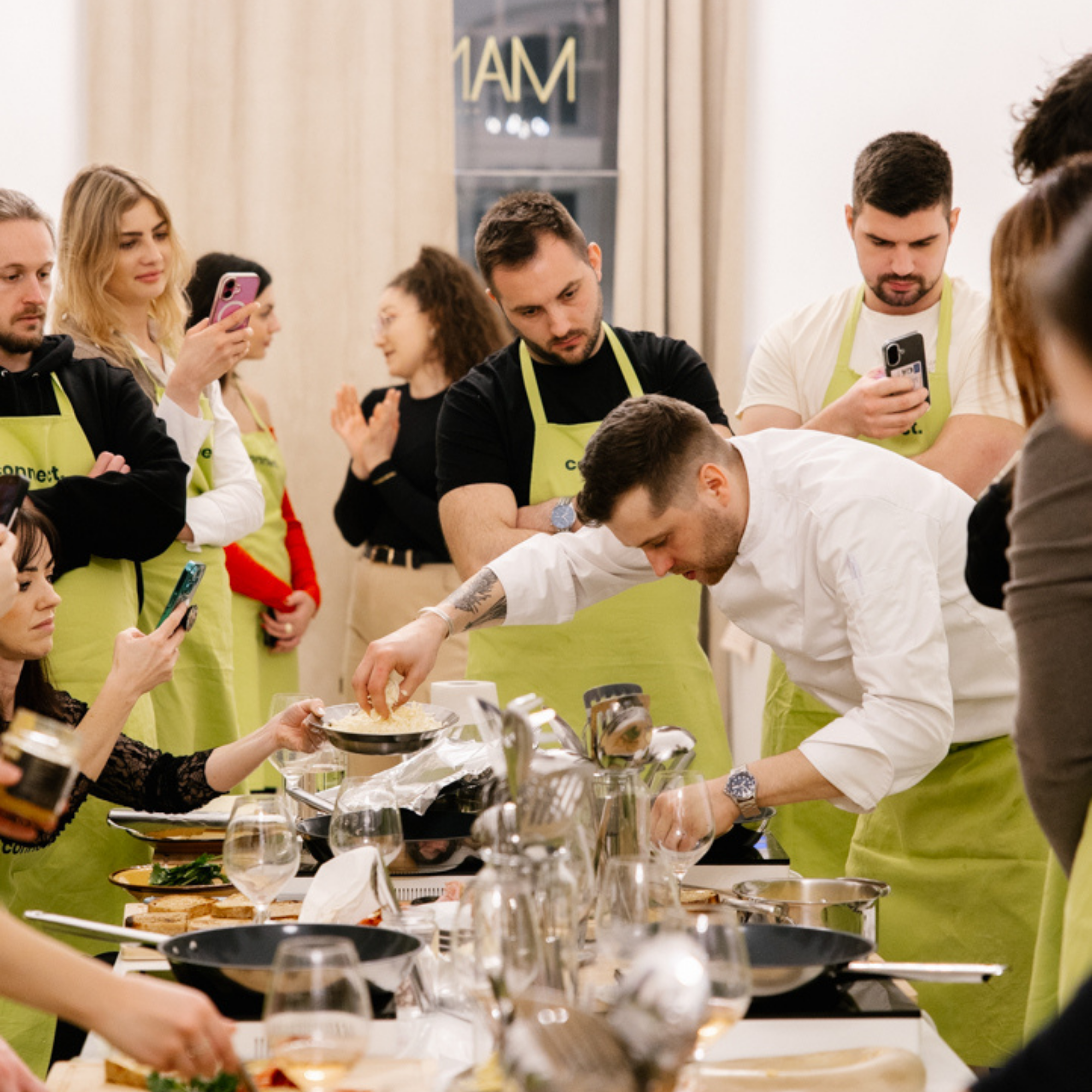 connect spletnaaa.png