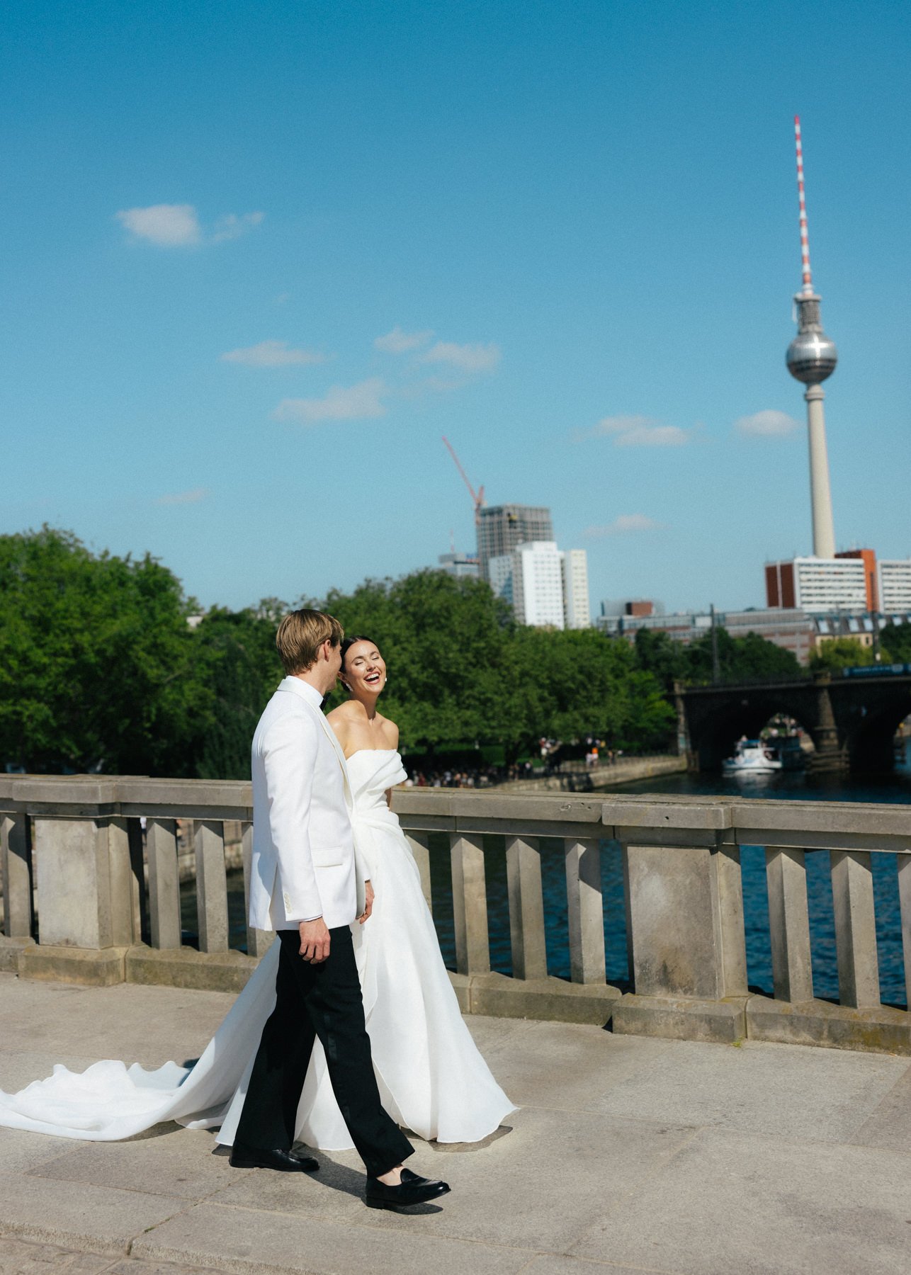 3-06-Wedding-Berlin-Paula-Sander-1382.jpg