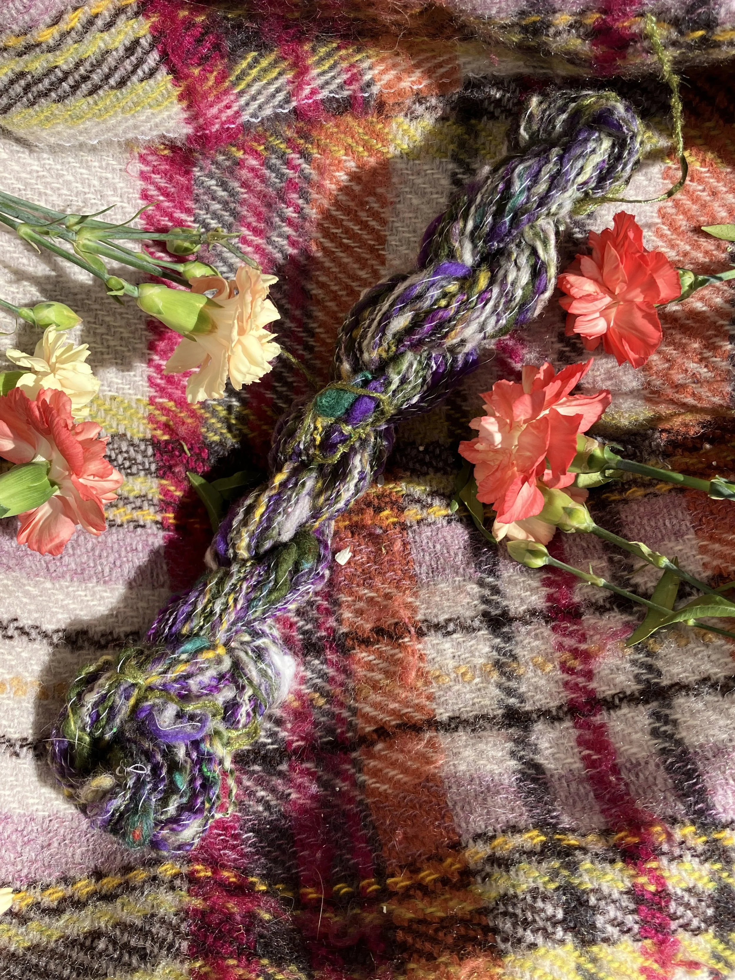 Crocus - thread ply
