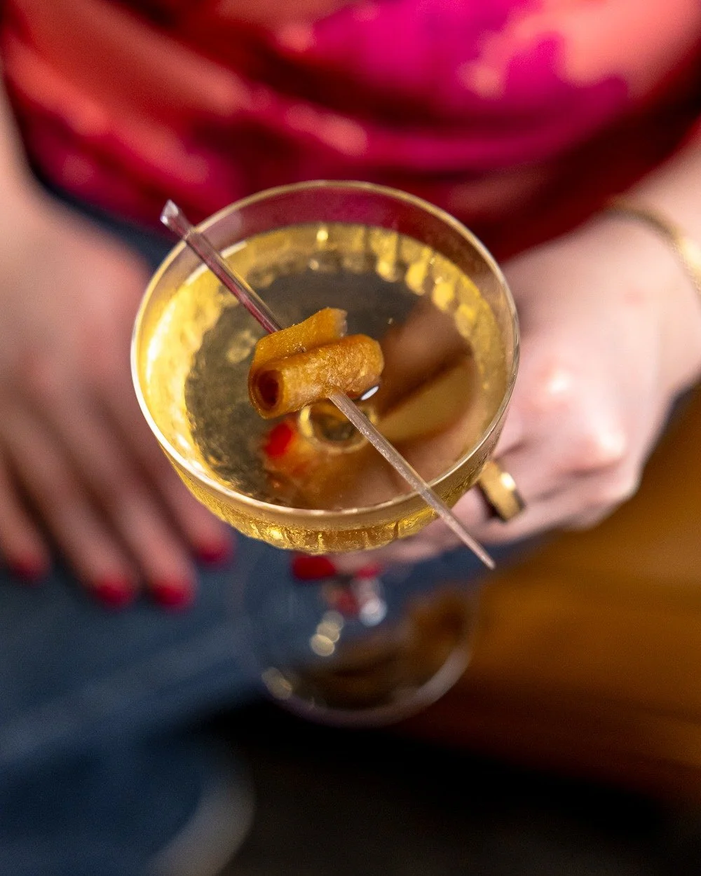 Apple cinnamon. Bright citrus. A touch of honey. 🍎🍯 Spice Up Your Love is our February feature with Mi Campo Blanco Tequila &mdash; and it disappears at the end of the month!

One more reason to sip before it&rsquo;s gone. 💘🍸

#TheFinnHouston #Hi